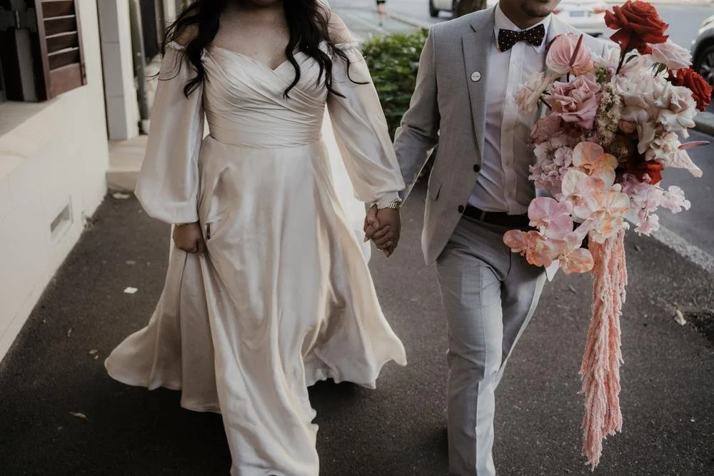 HY + ANJENETTE, OVOLO WOOLLOOMOOLOO