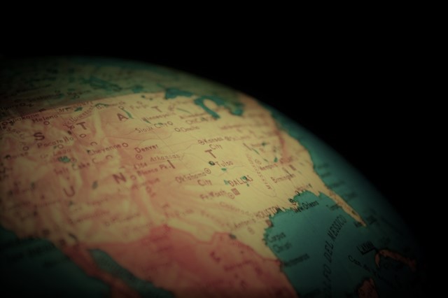 globe_small (2).jpg