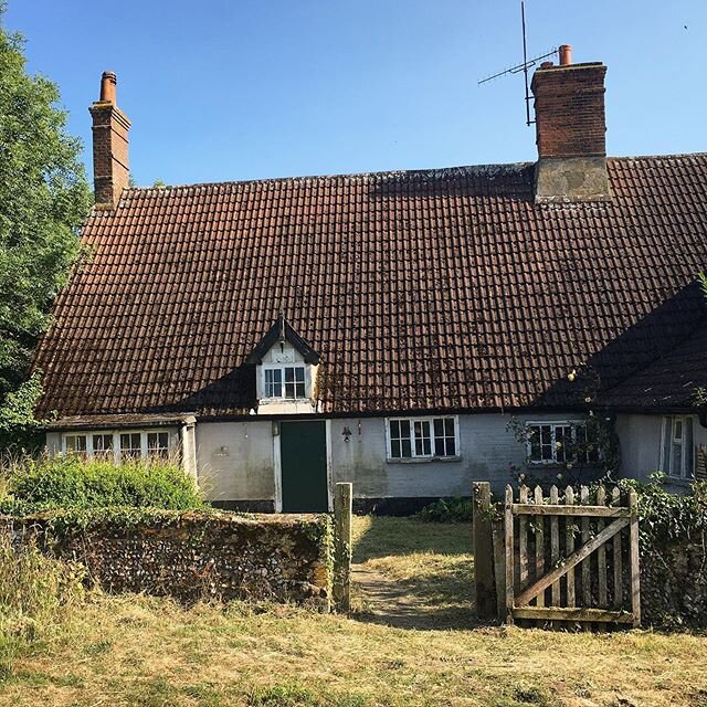 Just been commissioned to work on the refurbishment of this Grade II listed Farmhouse in Suffolk. It&rsquo;s certainly seen better days. #listedbuilding #listedbuildings