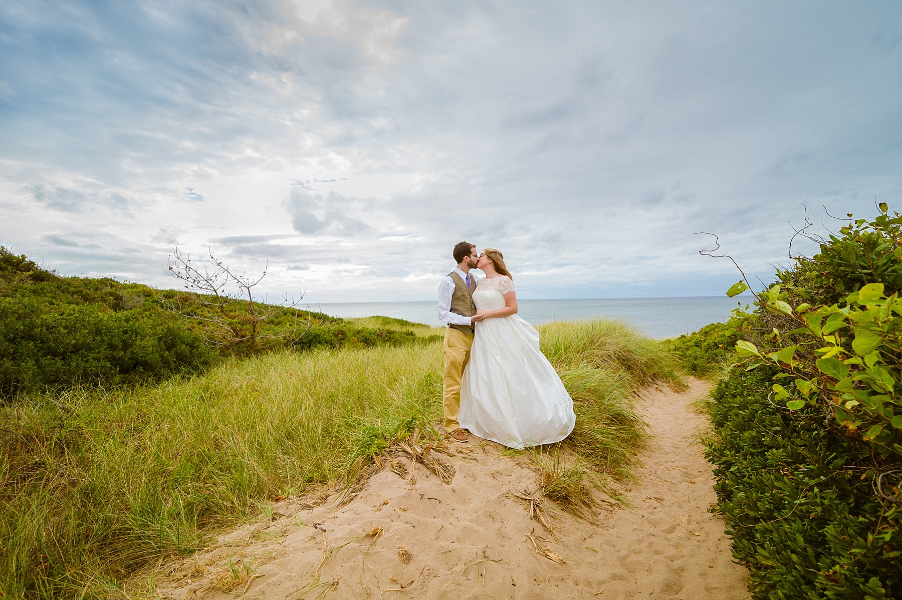 160Harnett Wedd2950-Edit-2DodgeFarm_BlockIsland_RI©HilaryBPhotography_WEB.jpg