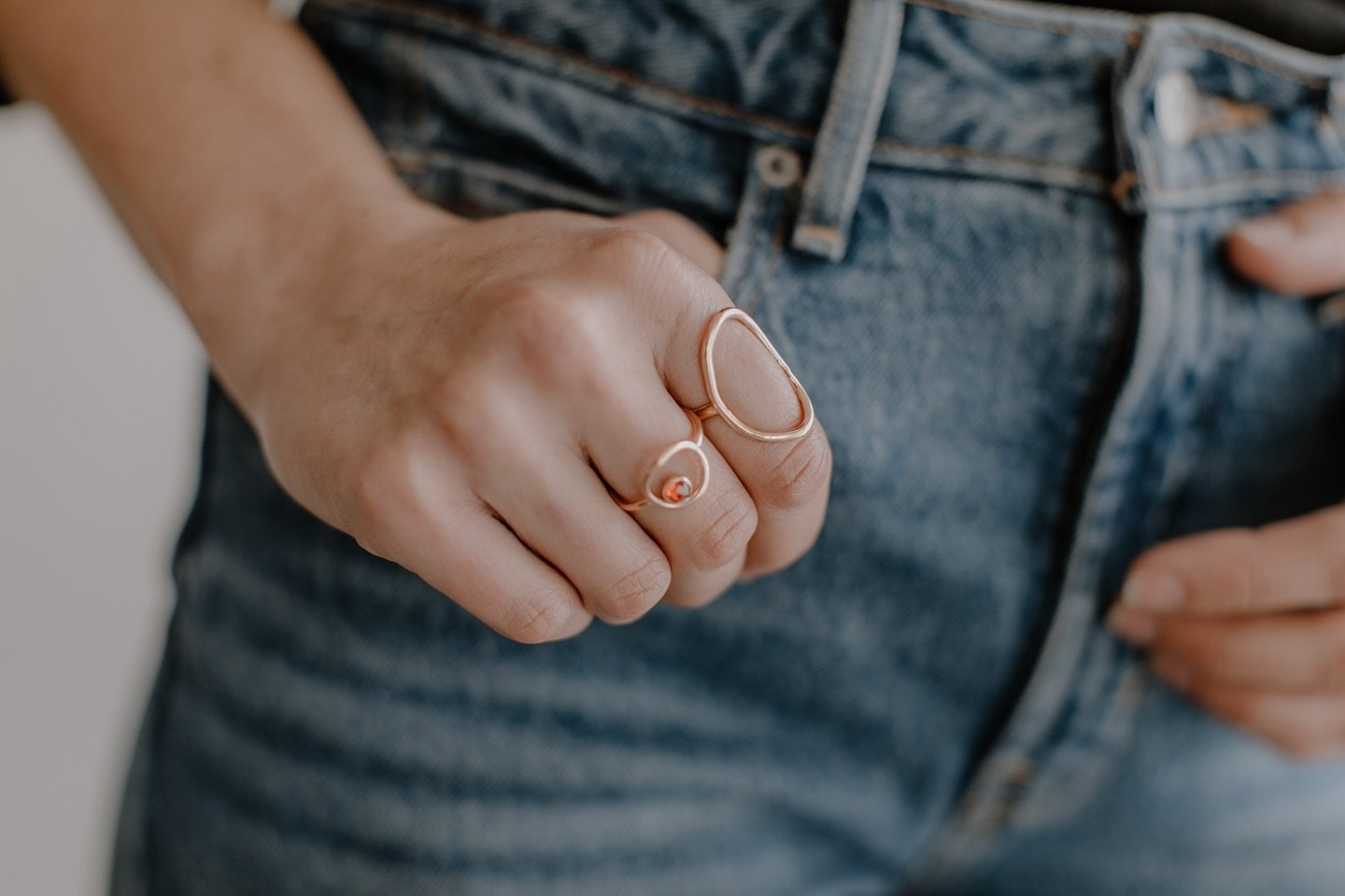 Elevate any outfit with pieces from Gem &amp; Blue, here featuring our Cirque Ring and Ona Ring. Shop now! 

#jewelry #ring #rings #goldrings #silverrings #handcrafted #handcraftedjewelry #minimalist #minimalistjewelry #denver #denvercolorado #gemand