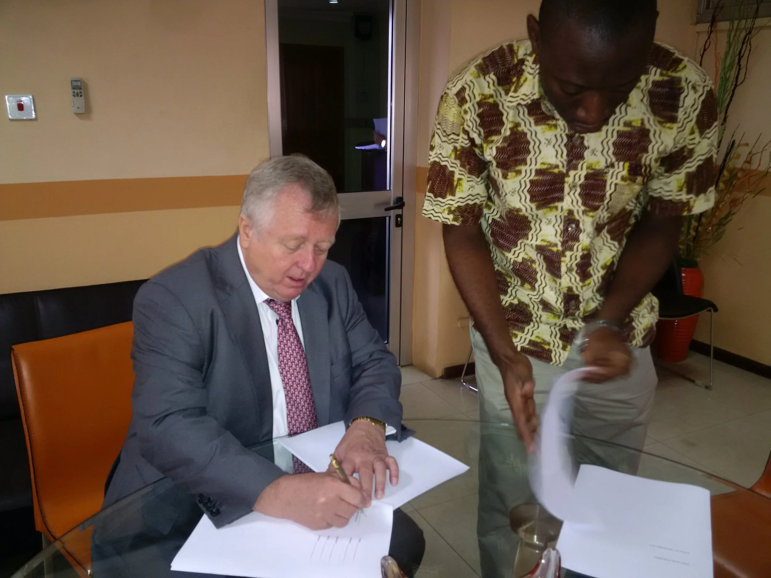 Henrik signing the Land Lease Agreement on behalf of Ada Solar Ltd.