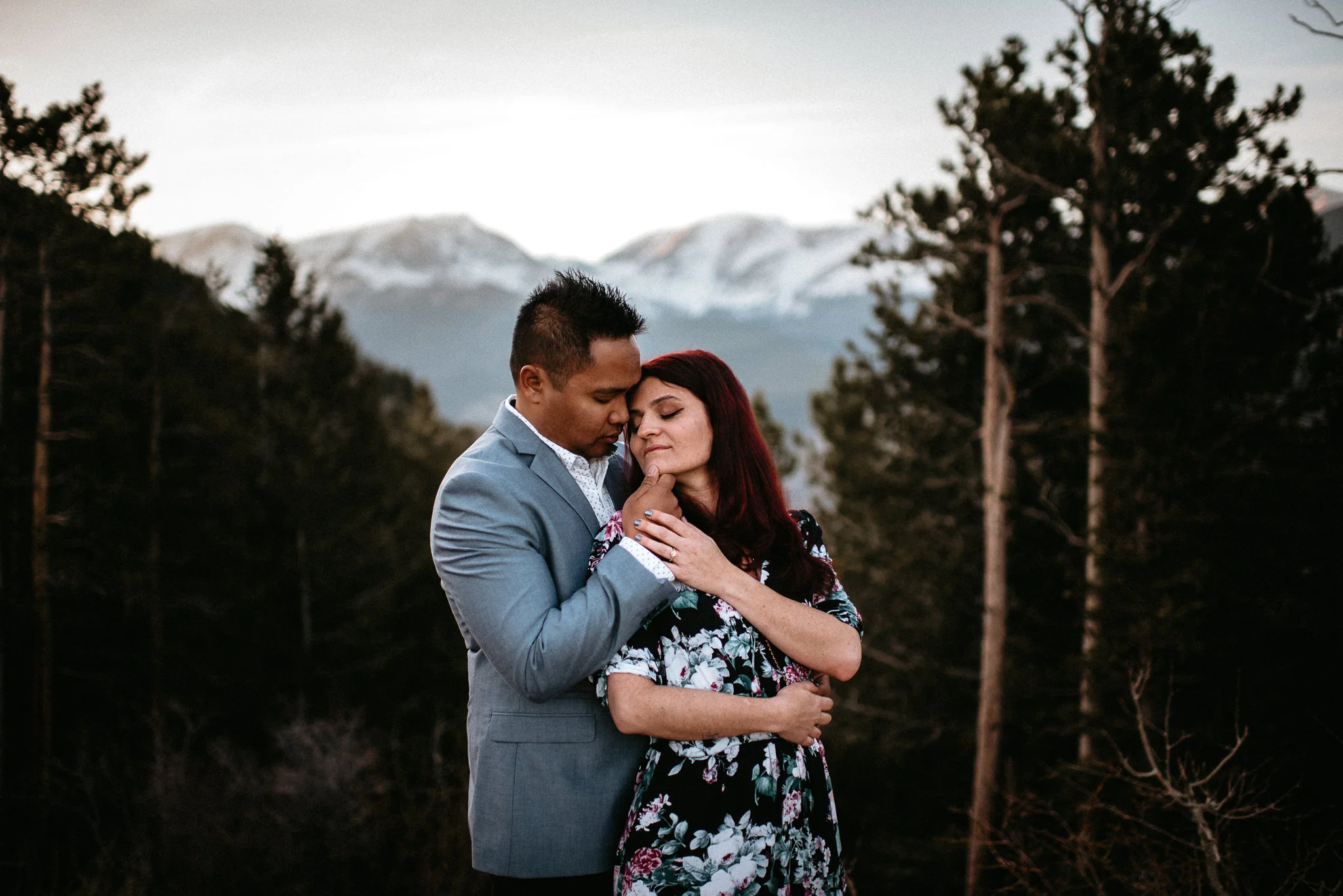 Colorado-wedding-photographer-engagement-session-at-RNMP-Rocky-Mountain-National-Park-18.jpg