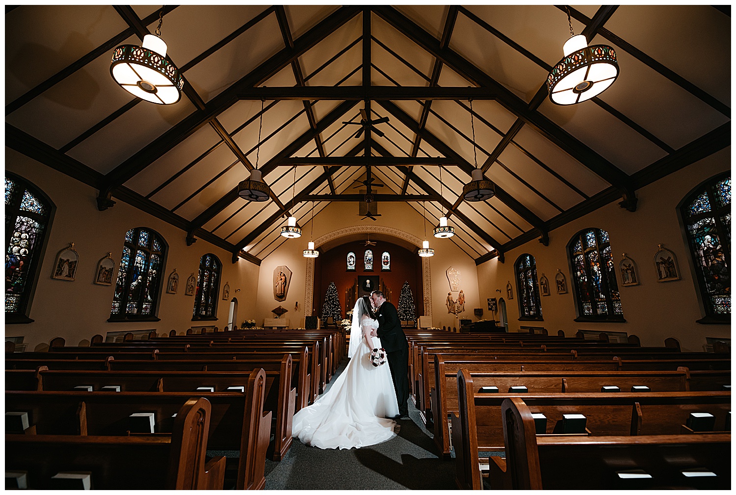 NEPA-wedding-photographer-in-Eastern-PA-the-lands-at-hillside-farm-Shavertown-PA_0023.jpg