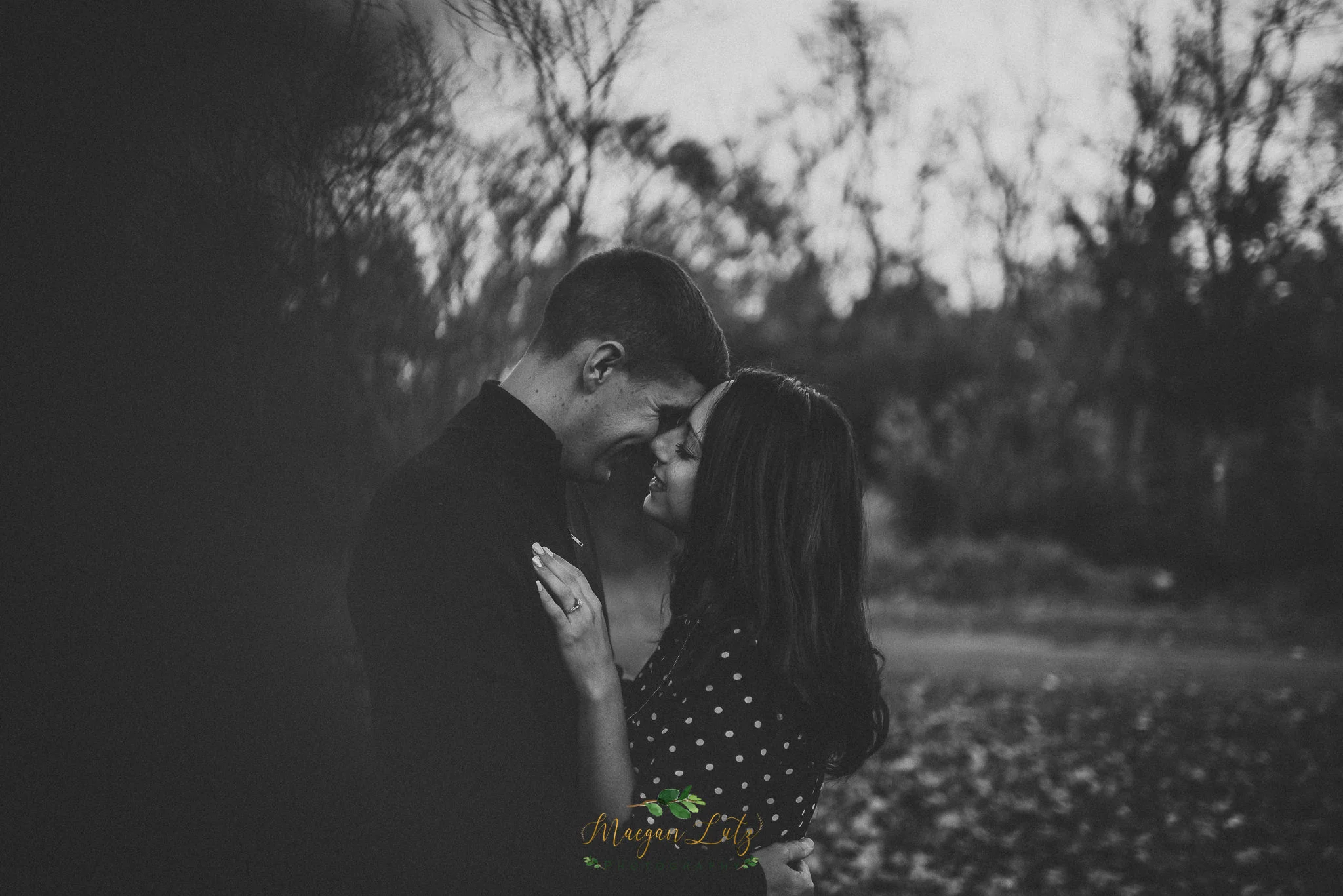 Eastern-PA-wedding-engagement-photographer-Lock-Ridge-Park-Alburtis-PA-32.jpg