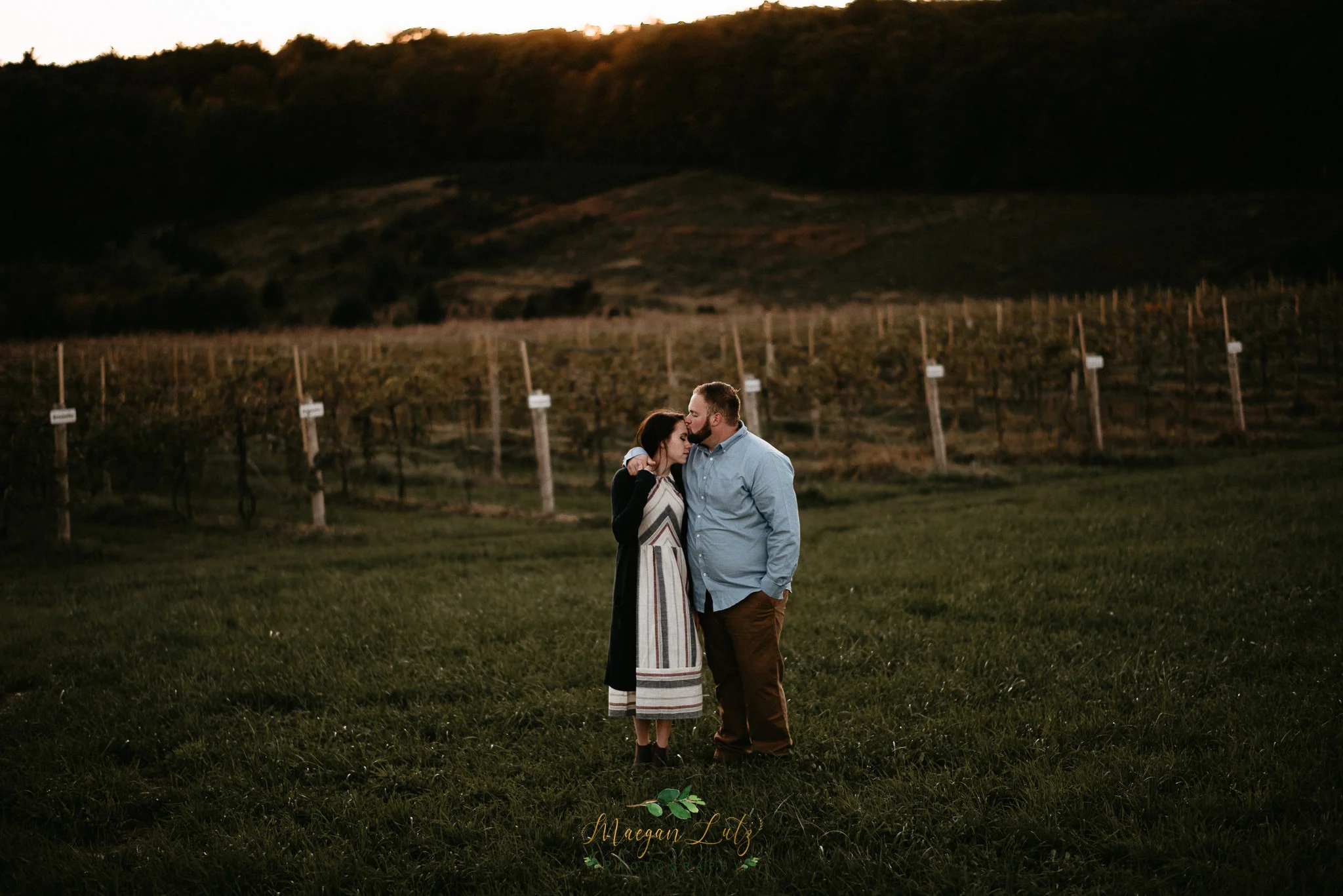 Poconos-NEPA-Wedding-Engagement-Photographer-session-at-Blue-Ridge-Estate-Vineyard-Winery-23.jpg