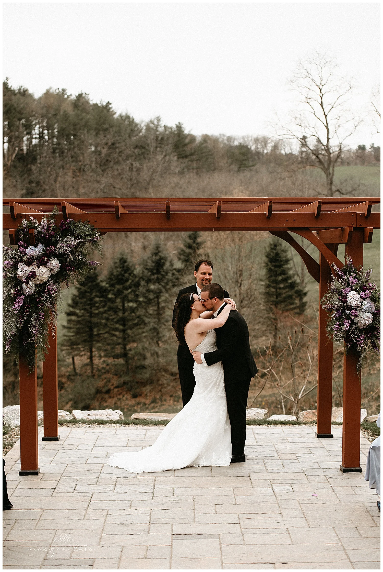 NEPA-wedding-photographer-at-the-glasbern-inn-fogelsvilles-pa_0018.jpg