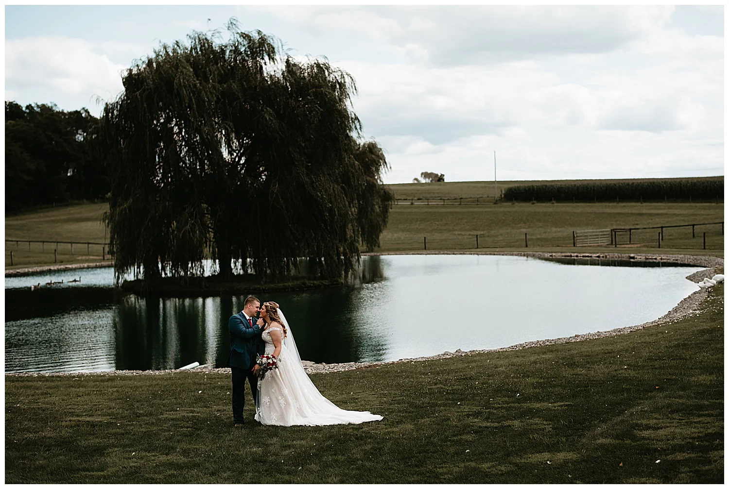 NEPA-Bloomgsburg-Wedding-Photographer-at-The-Barn-at-Greystone-Farms-Watsontown-PA_0029.jpg