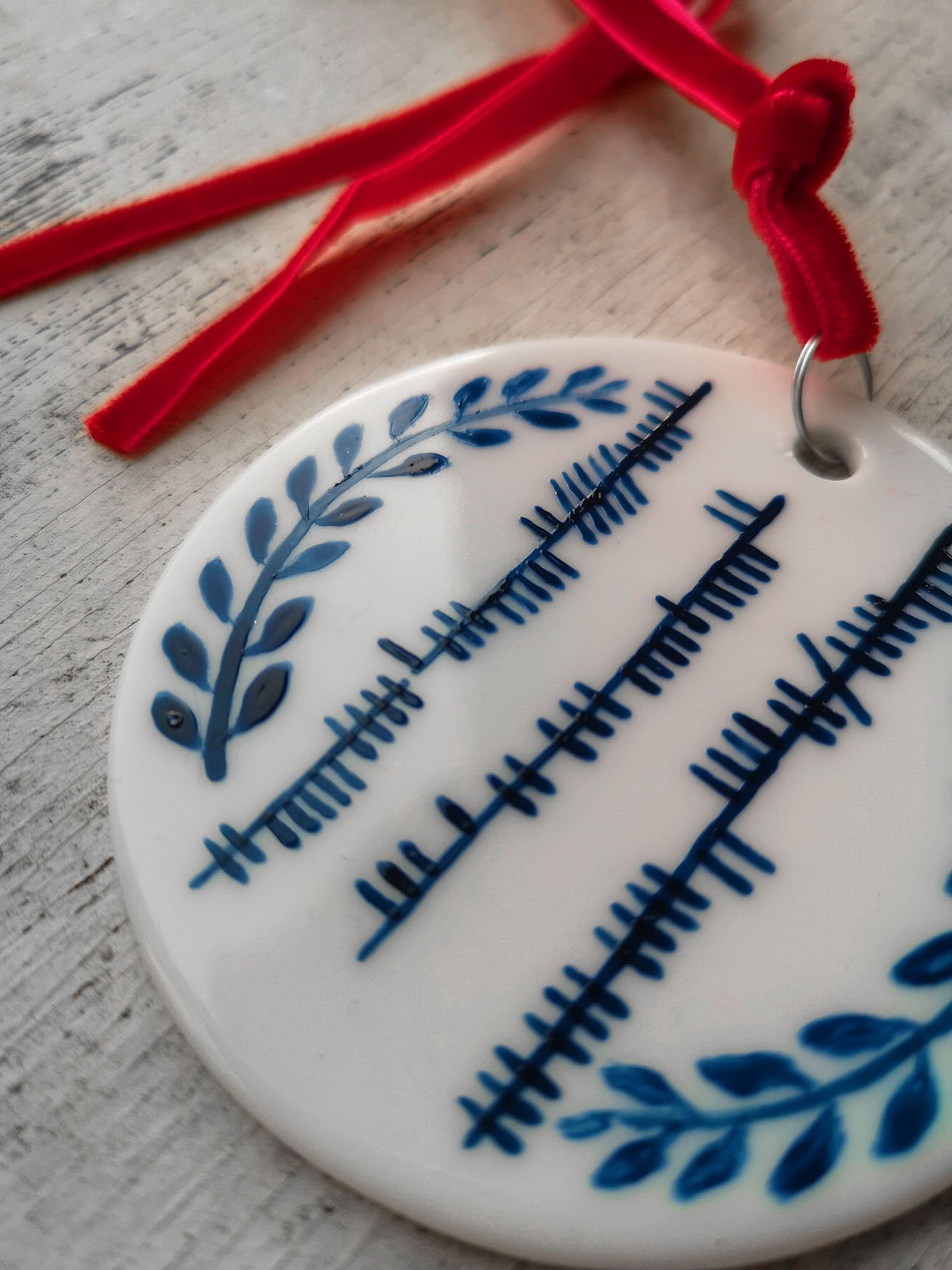 love_ogham_decoration_porcelain_handmade_irish5.jpg