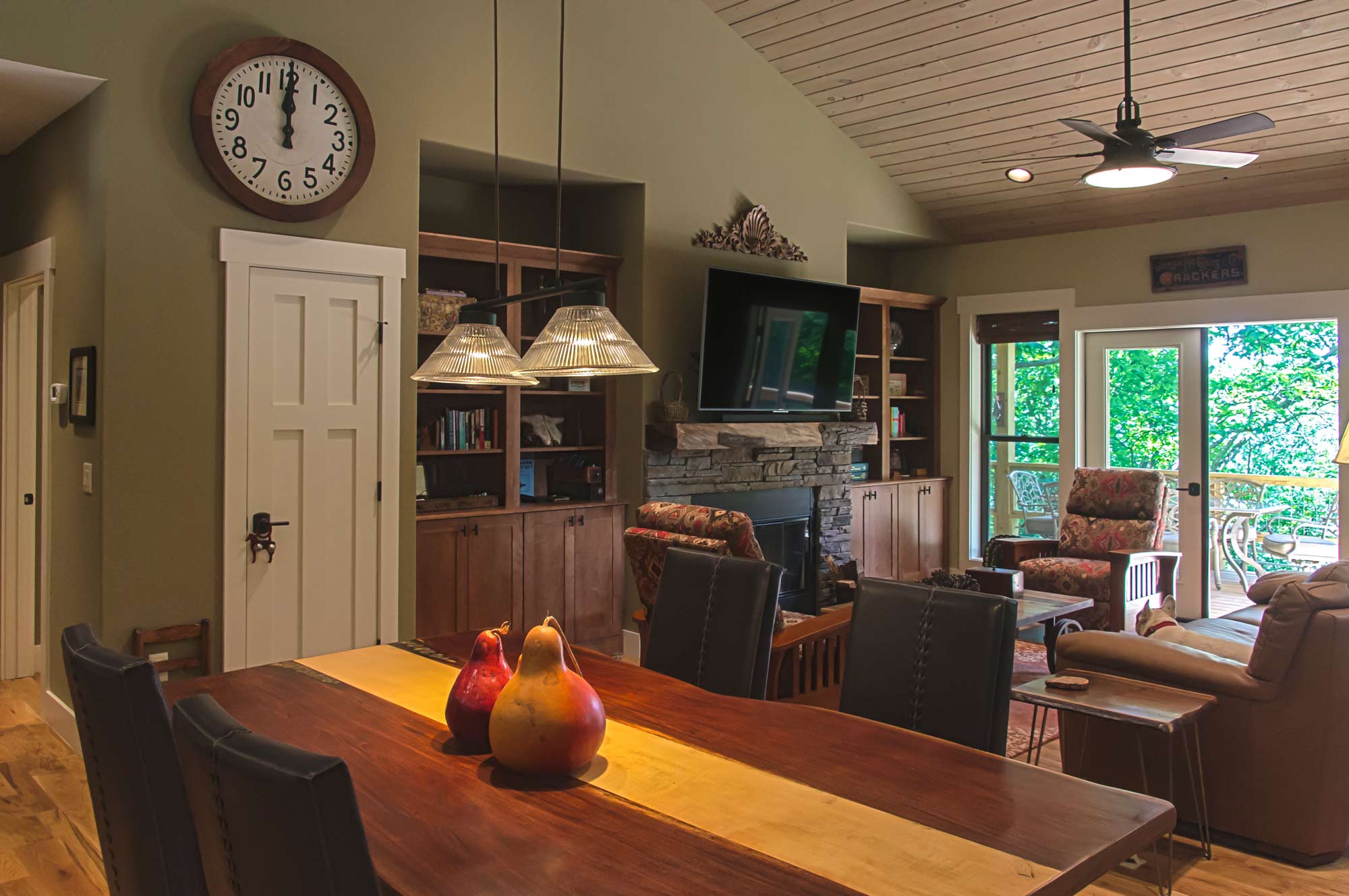Transitional Mountainside: Interior Views