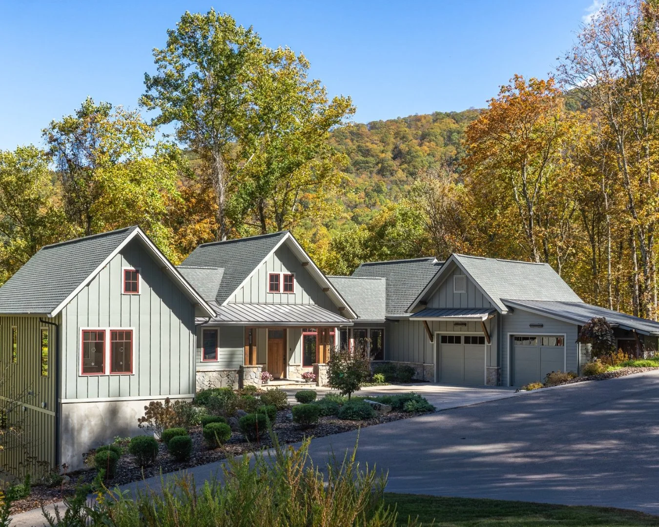 This Energy Star home was built at over 3,500 feet of elevation!⁠
⁠
The Asheville Mountain Modern Craftsman needed steep-slope overlay requirements, which meant specialized engineering and framing techniques from day one. ⁠
⁠
Building Energy Star-cer