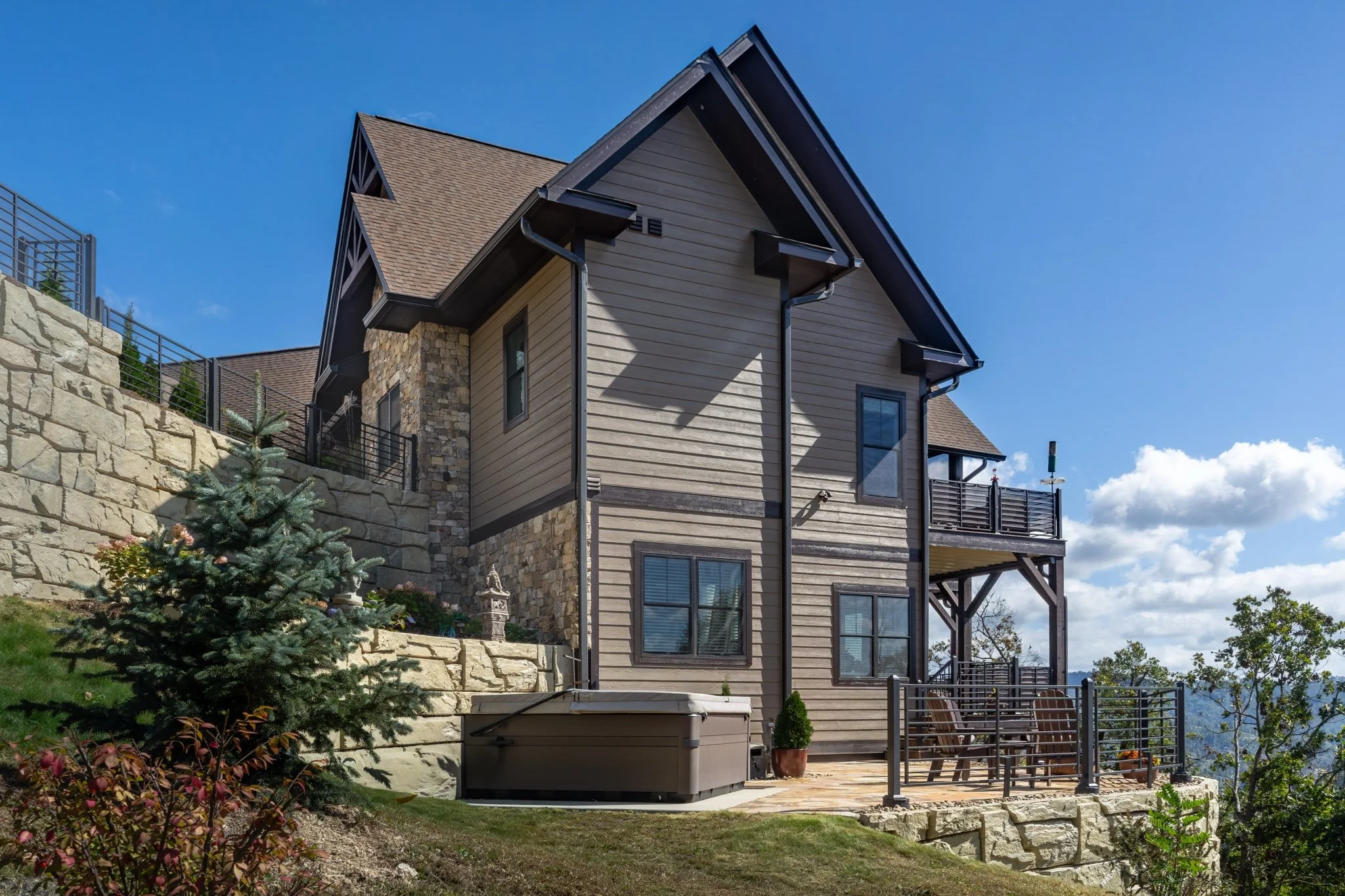 asheville-custom-home-deck-hot-tub-mountain-views.jpg