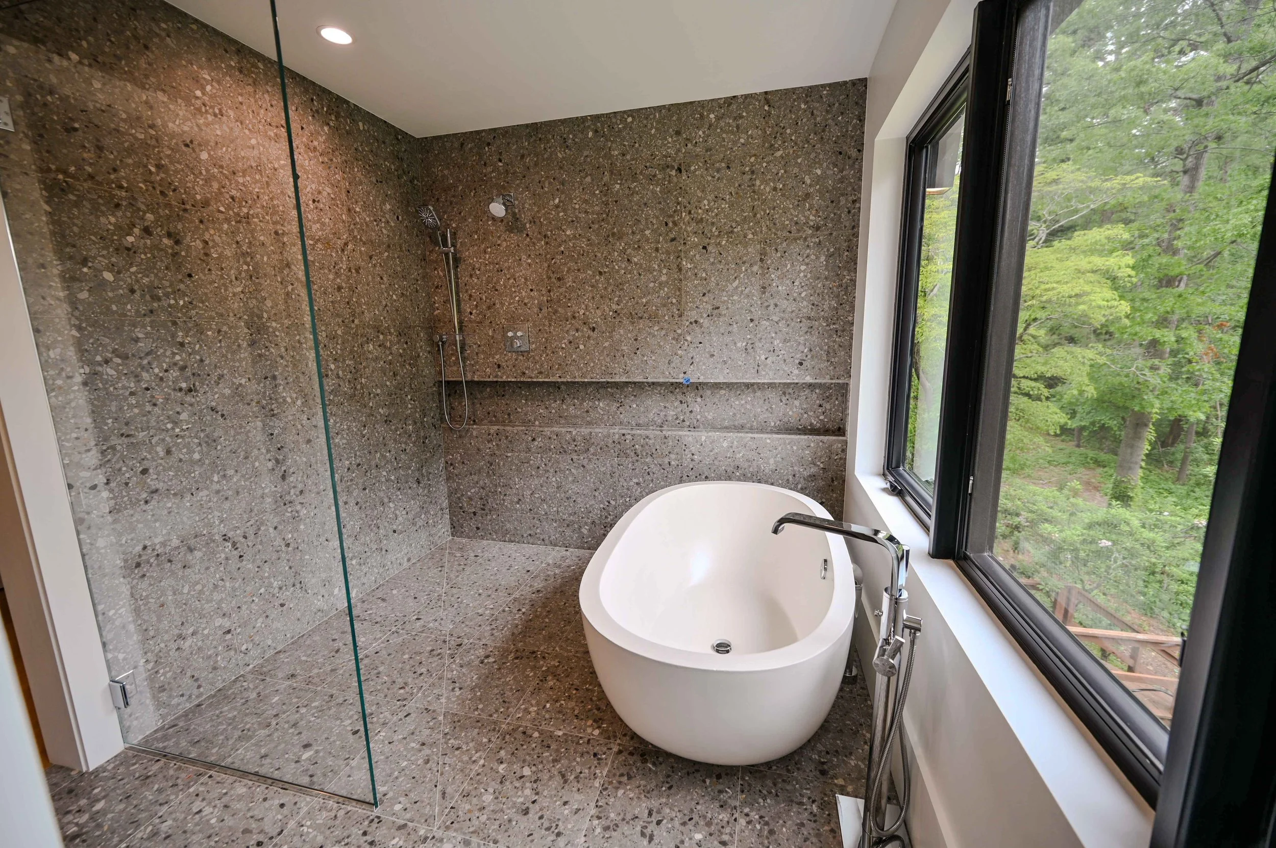 terrazzo-bathroom-concrete-soaking-tub-asheville.jpg