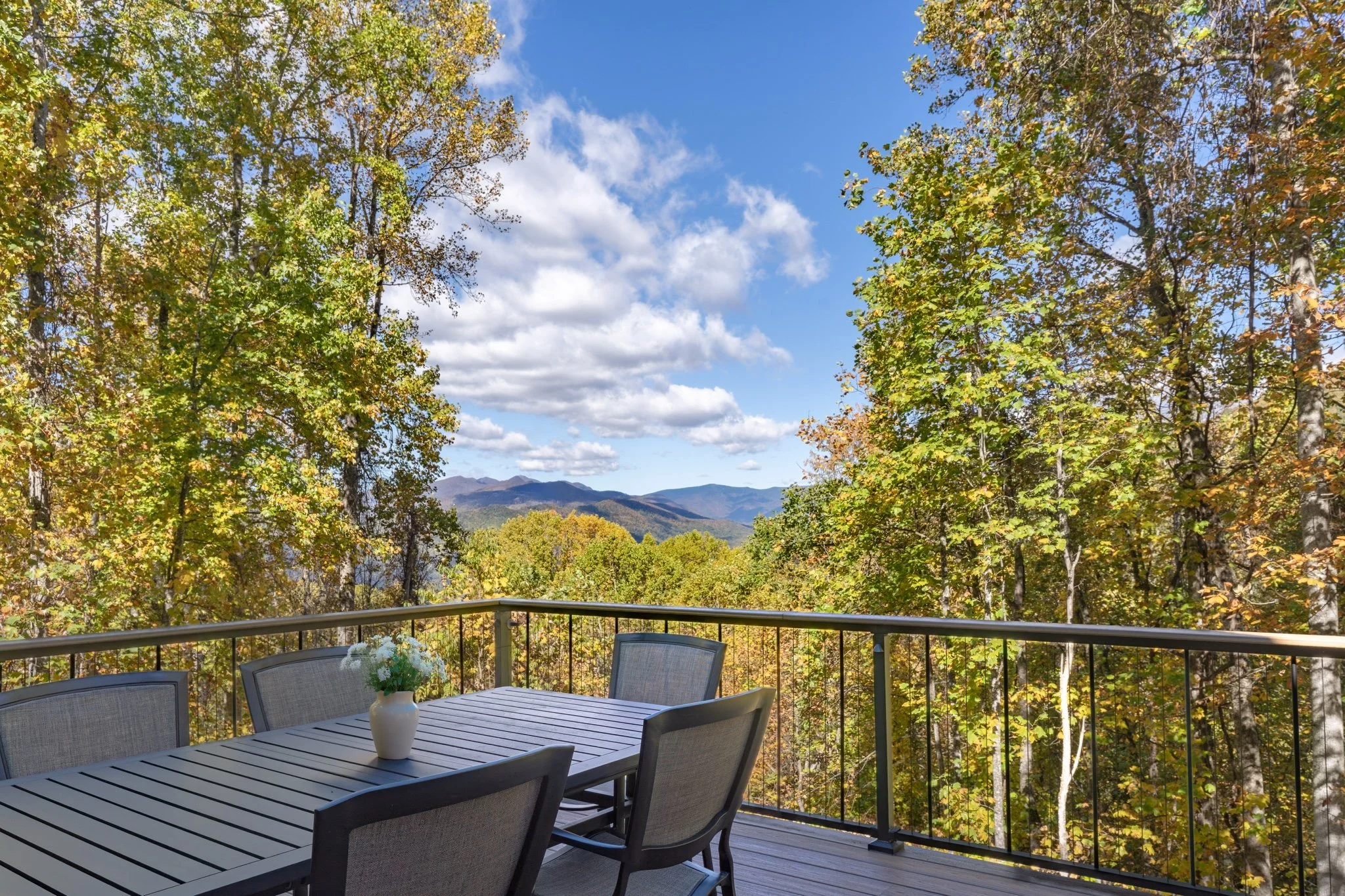 custom-deck-mountain-views-mount-mitchell.jpg