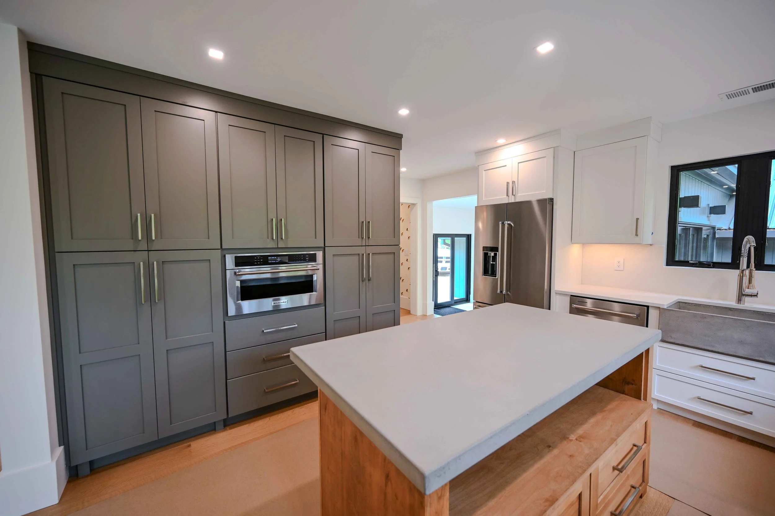 asheville-modern-kitchen-remodel-two-tone-starkmark-cabinets.jpg