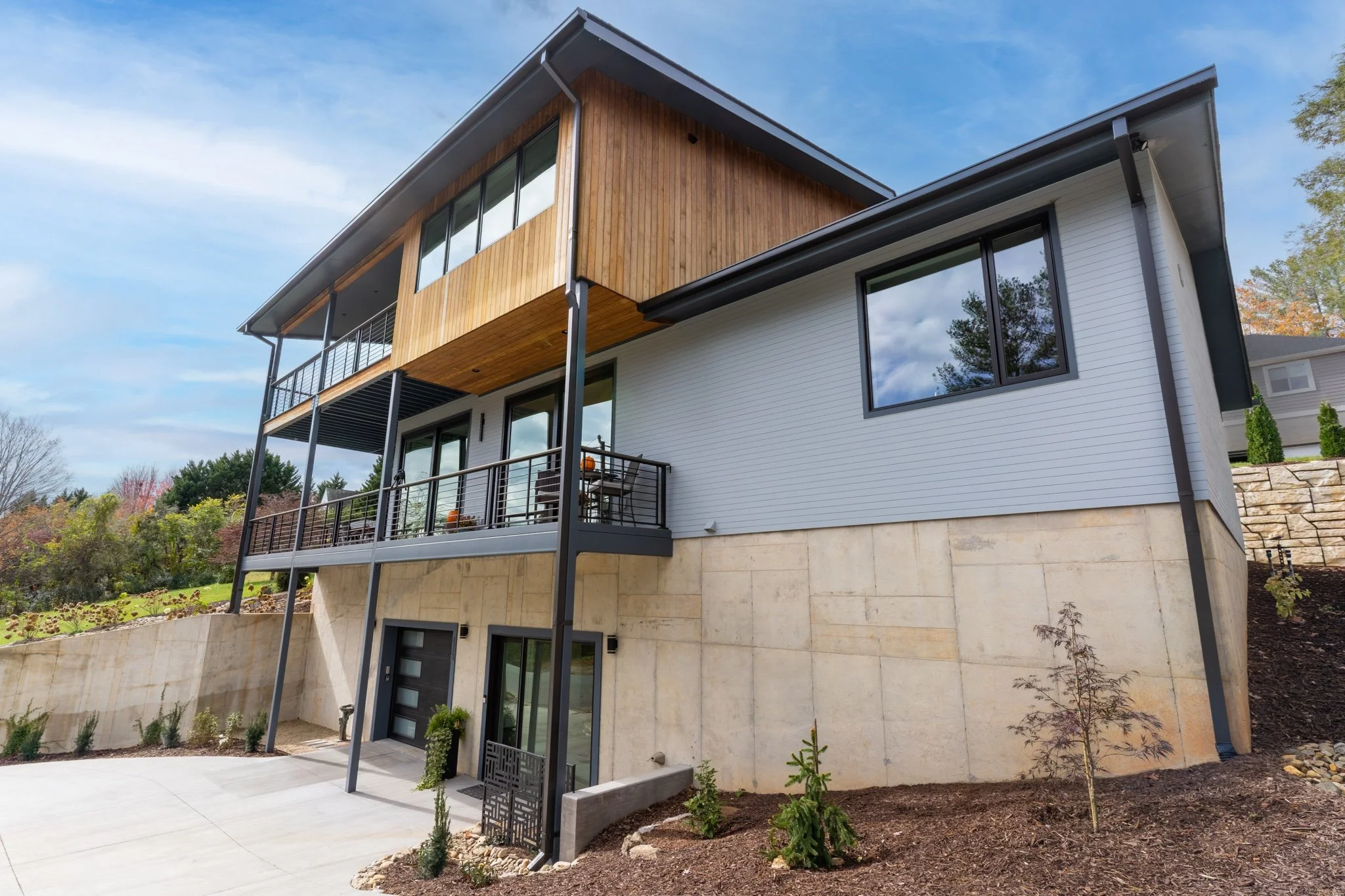 grove-park-modern-home-thermory-wood-cladding-asheville.jpg
