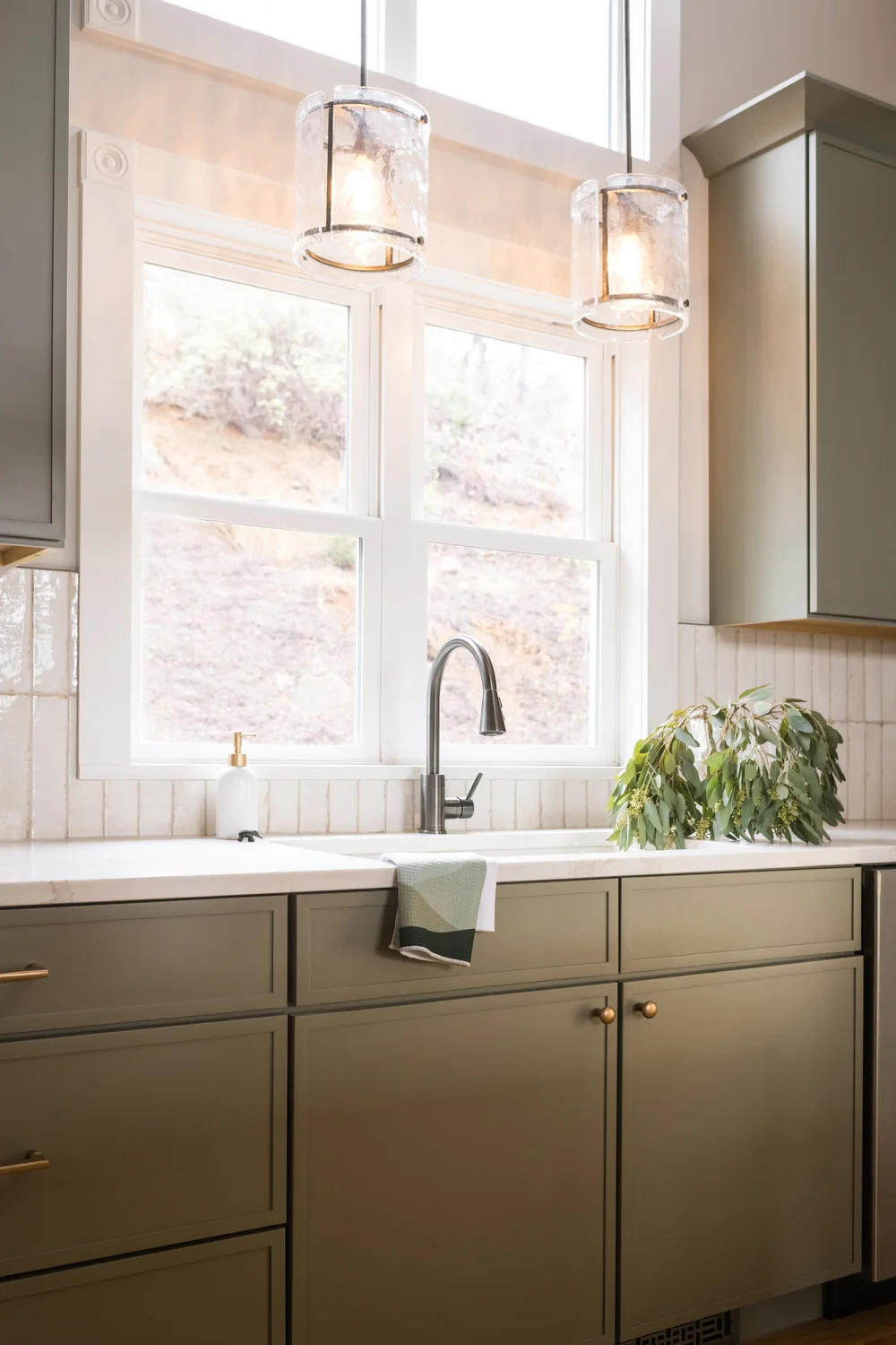 Bonnie Dietrich - HomeDesignCenterDec.2024_ChelseaLanePhotography-9.jpg