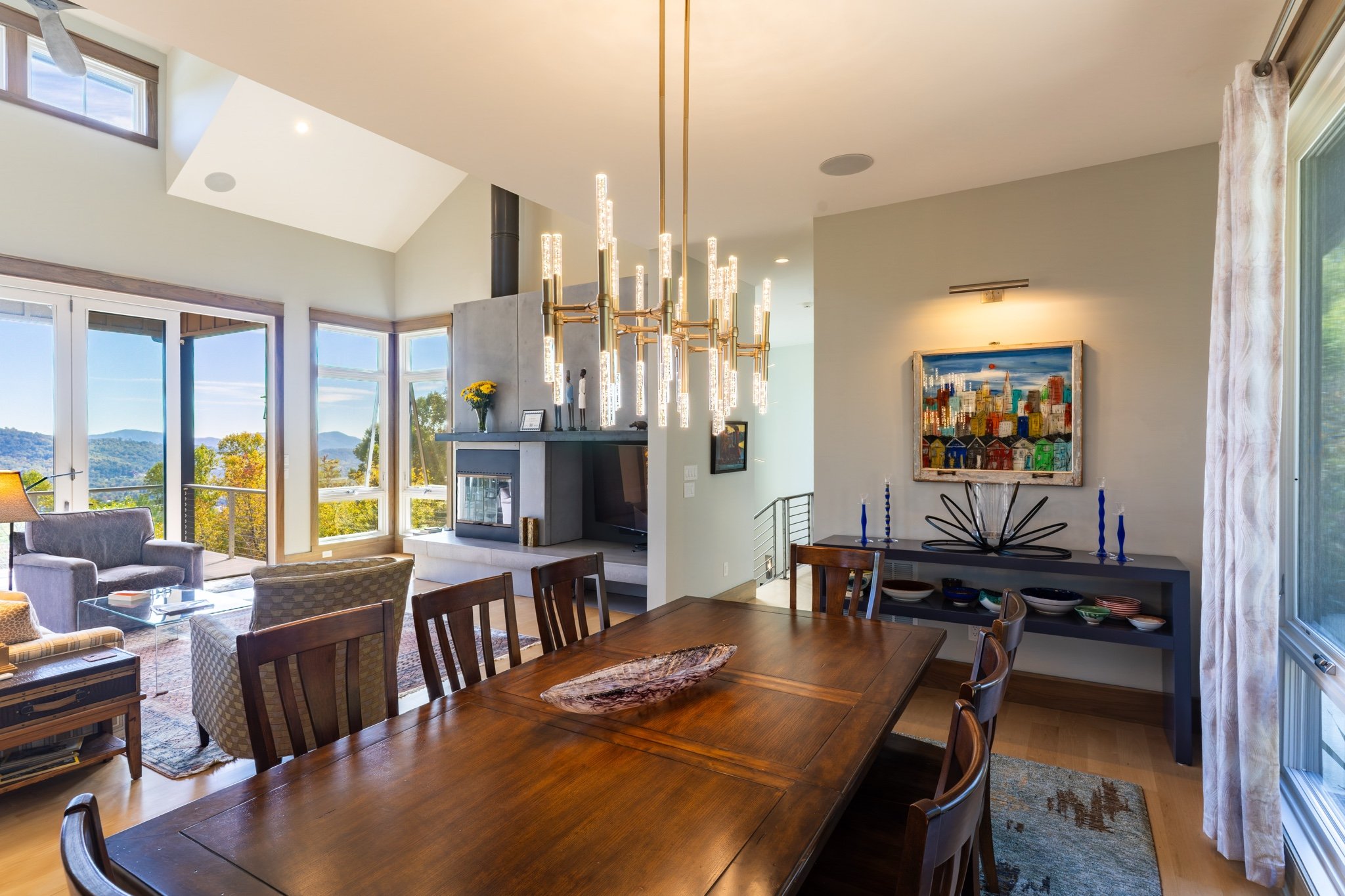homesource-builders-custom-home-dining-room-chandelier-mountain-views.jpg