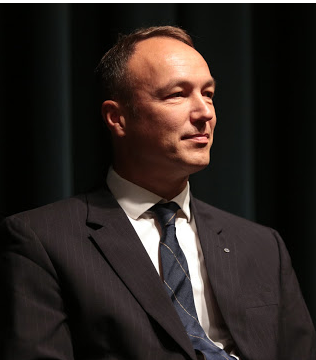 Negative Time Preference or Bond Crack-up Boom