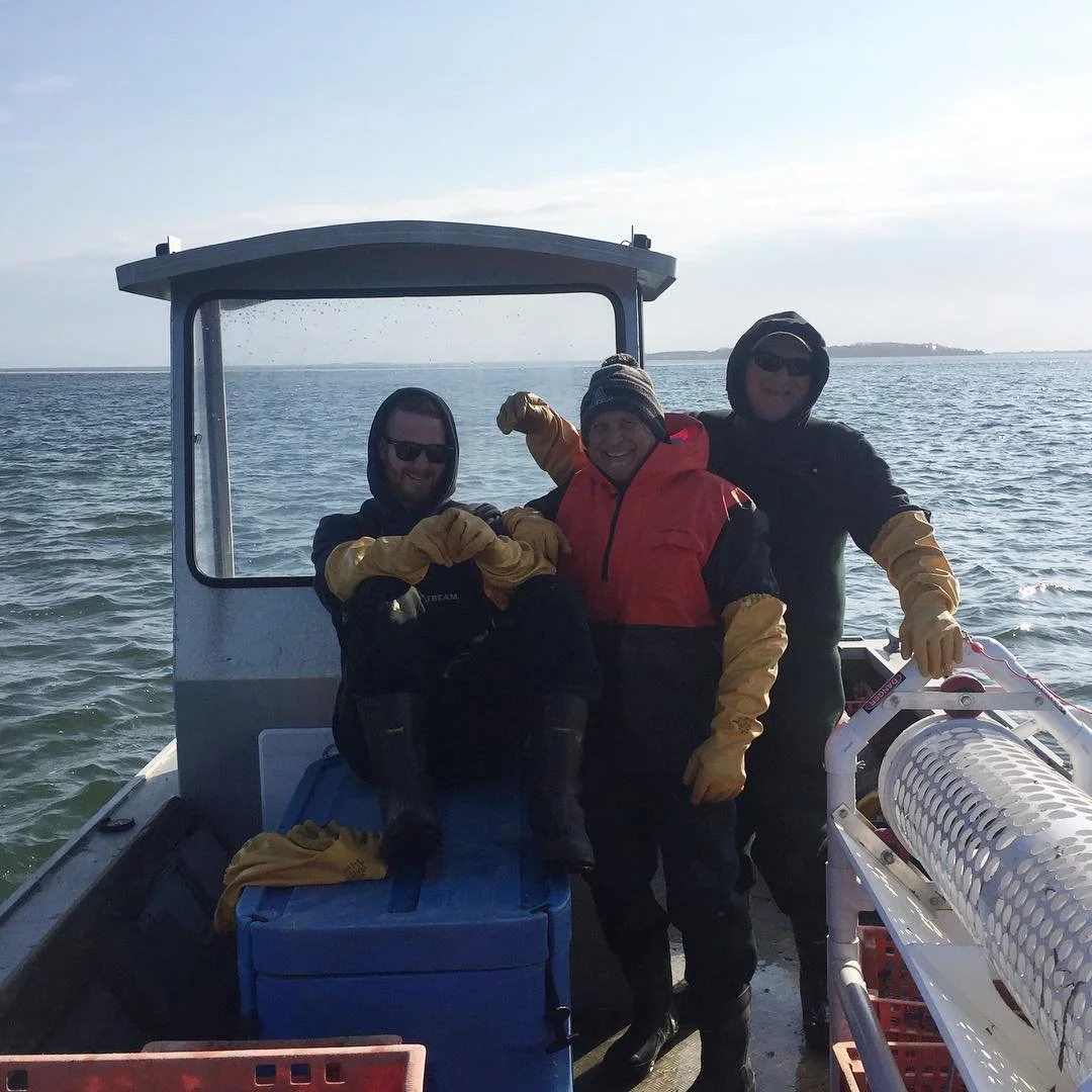 Happy crew makes for a happy day. Hope everyone has a Good Friday! #eatoysters #plymouth