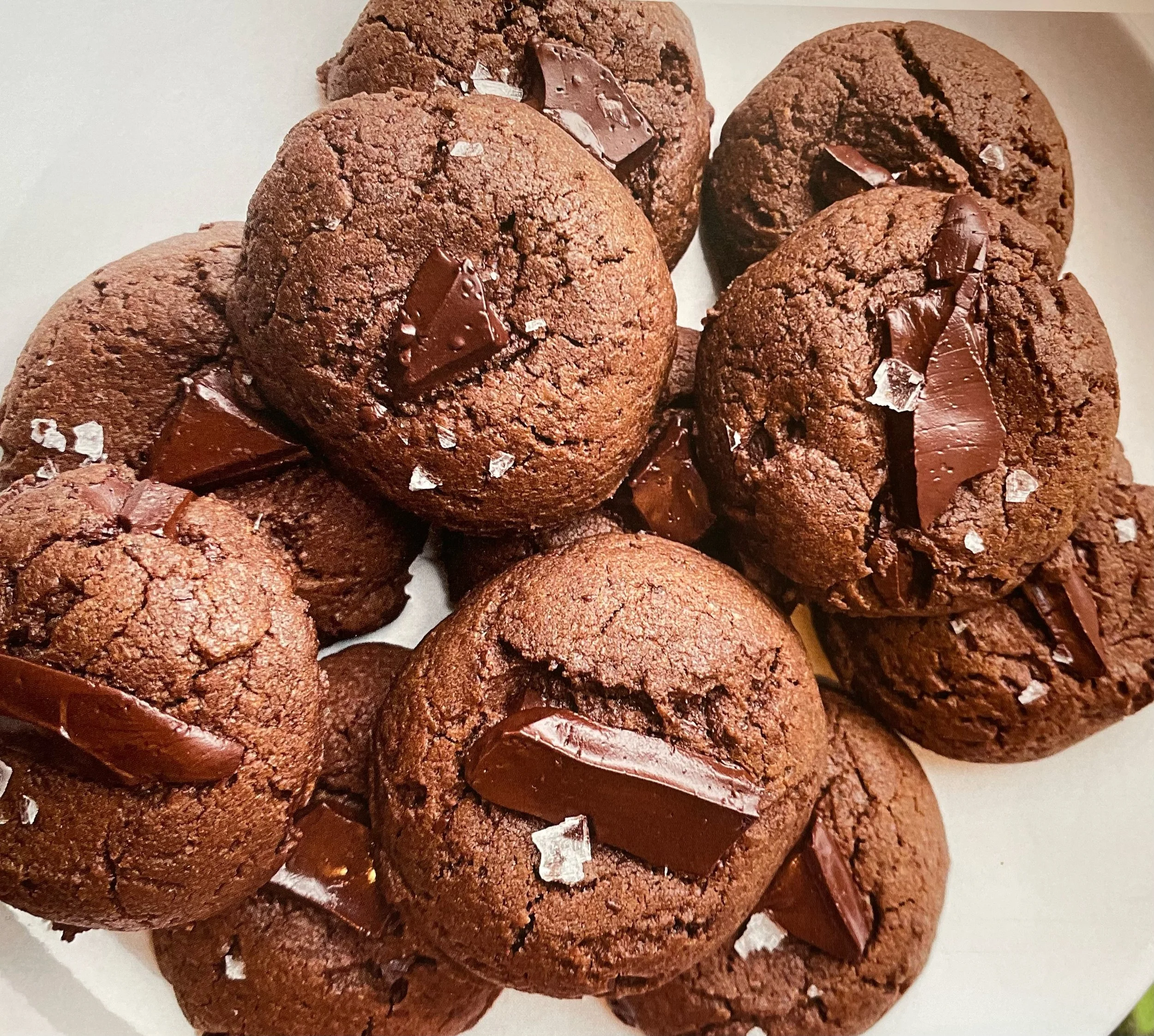 Chocolate chip cookies with sea salt — thick chocolate chunk cookies with flaky sea salt, The Tea Tree