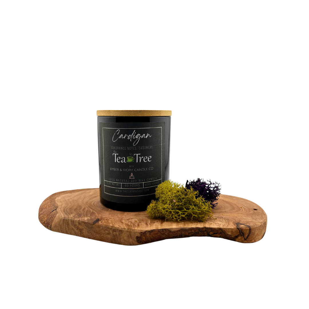 cardigan candle product photo.png