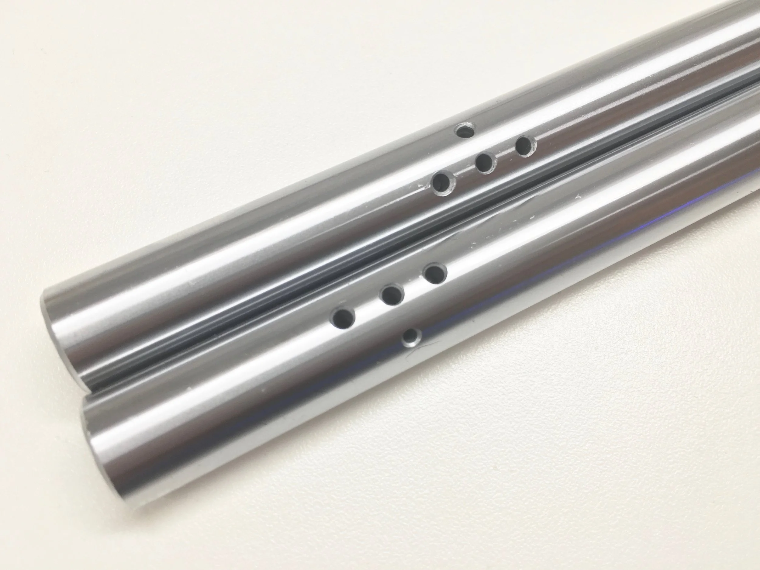 higher oiling capacity rocker arm shafts — 22RE Performance