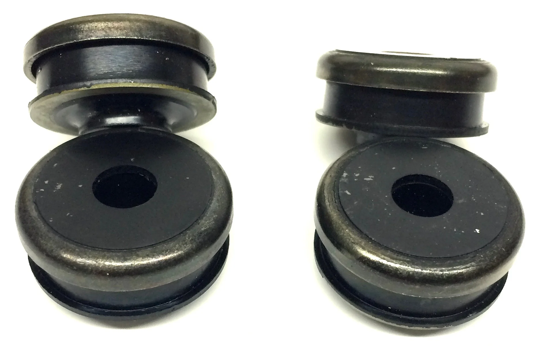 valve cover grommet set (genuine toyota parts — 22RE Performance
