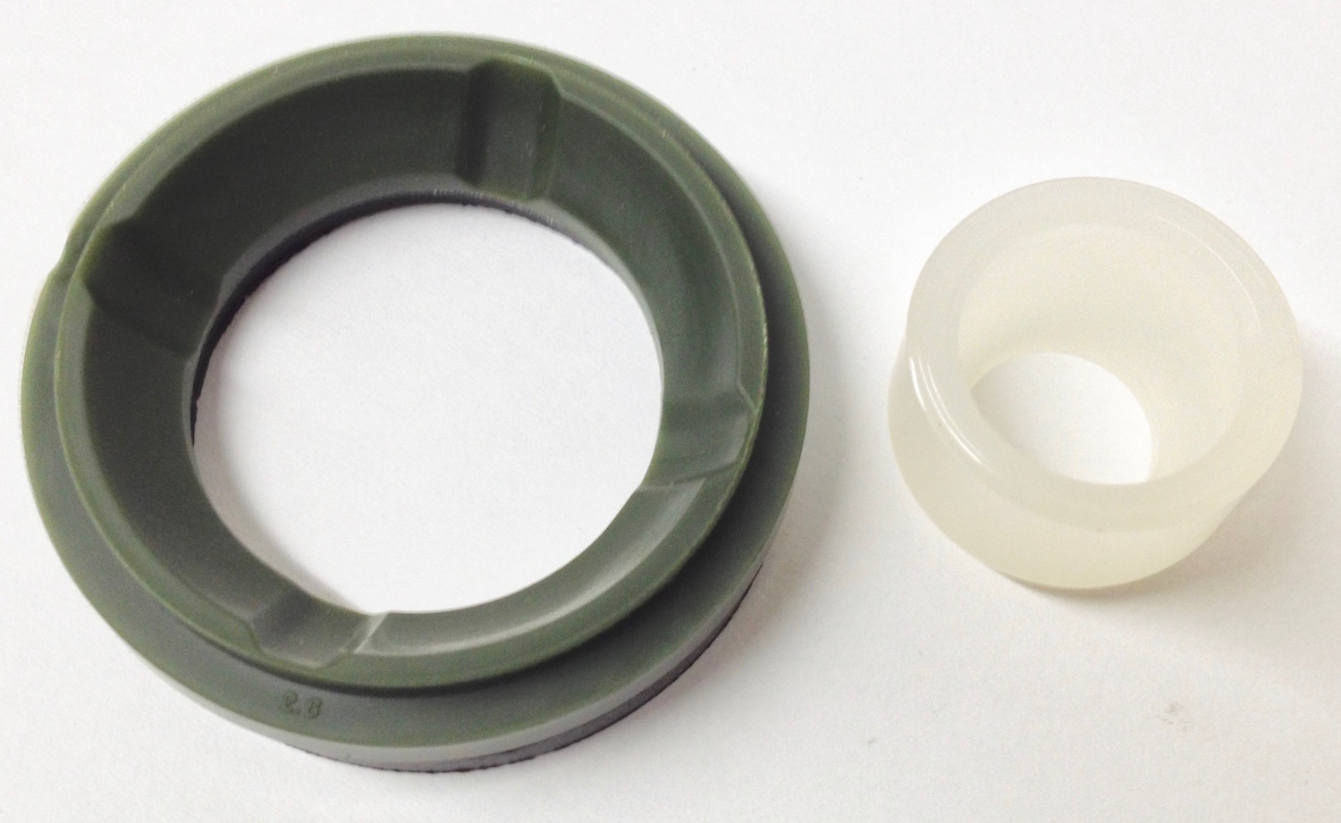 shifter seat and bushing kit — 22RE Performance