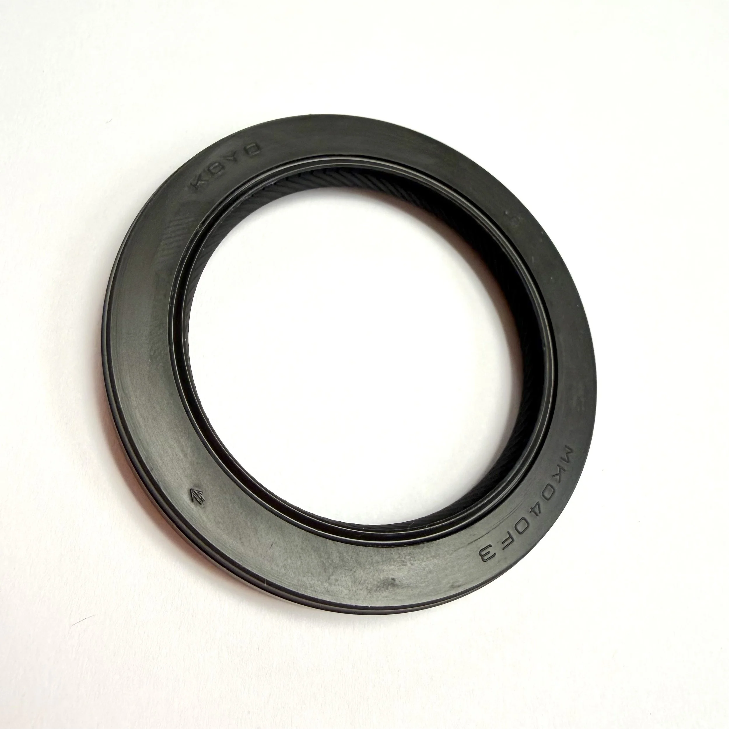 crank seal 5vz.jpeg