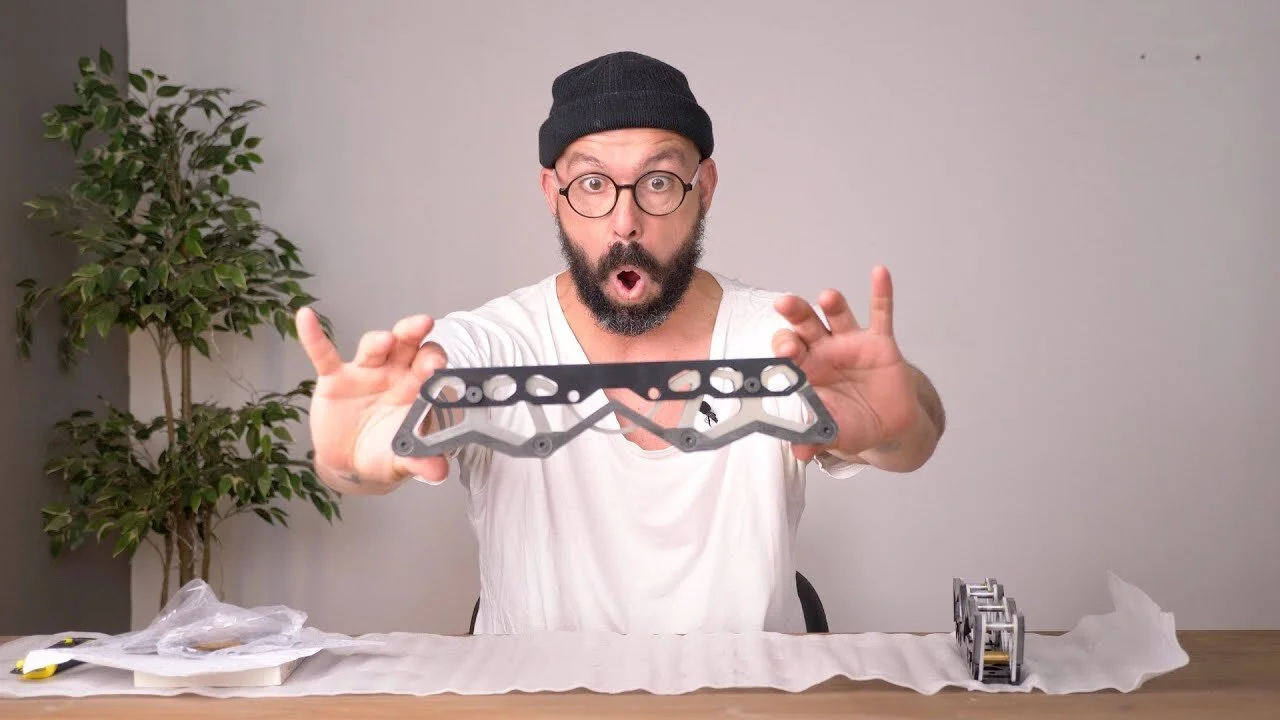 Ricardo Lino Unboxes The New Ergota Freeskate Frames