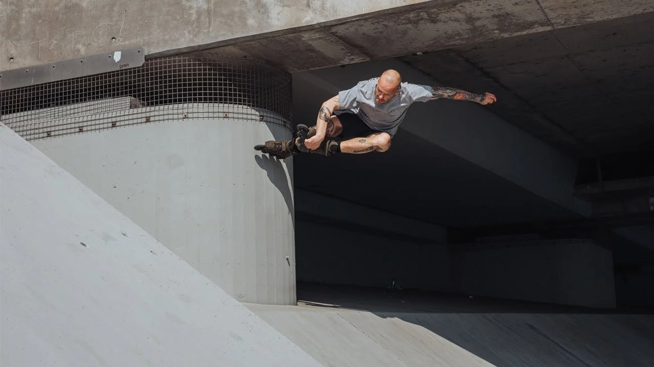 Adapt's Adrian Deck Skates The Symetrics UFS Big Wheel Frame