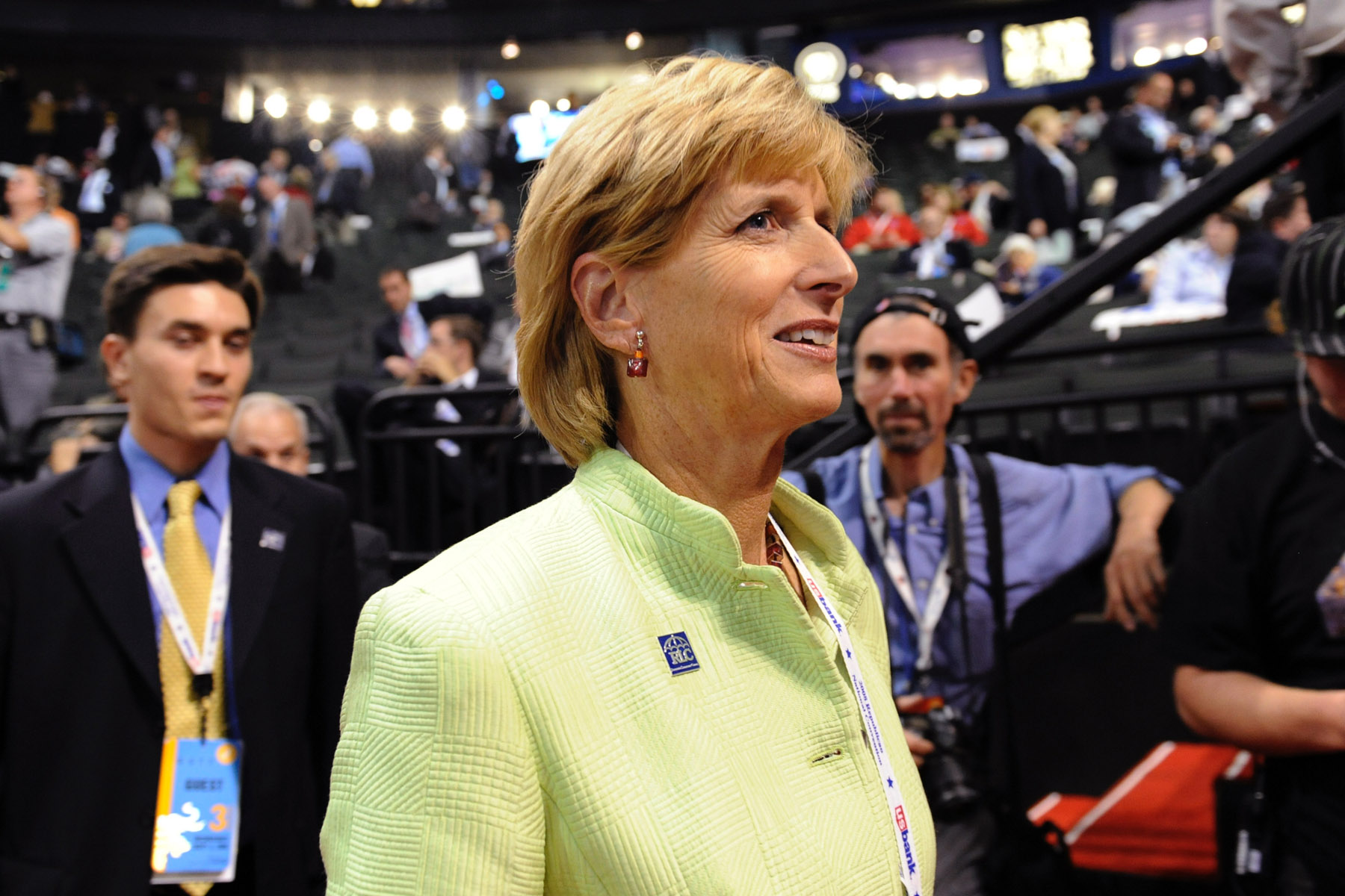 Former Environmental Protection Agency Administrator Christine Todd Whitman walks on the floor of the Republican National Convention in St. Paul, Minn., Wednesday, Sept. 3, 2008. Photo: Susan Walsh / AP