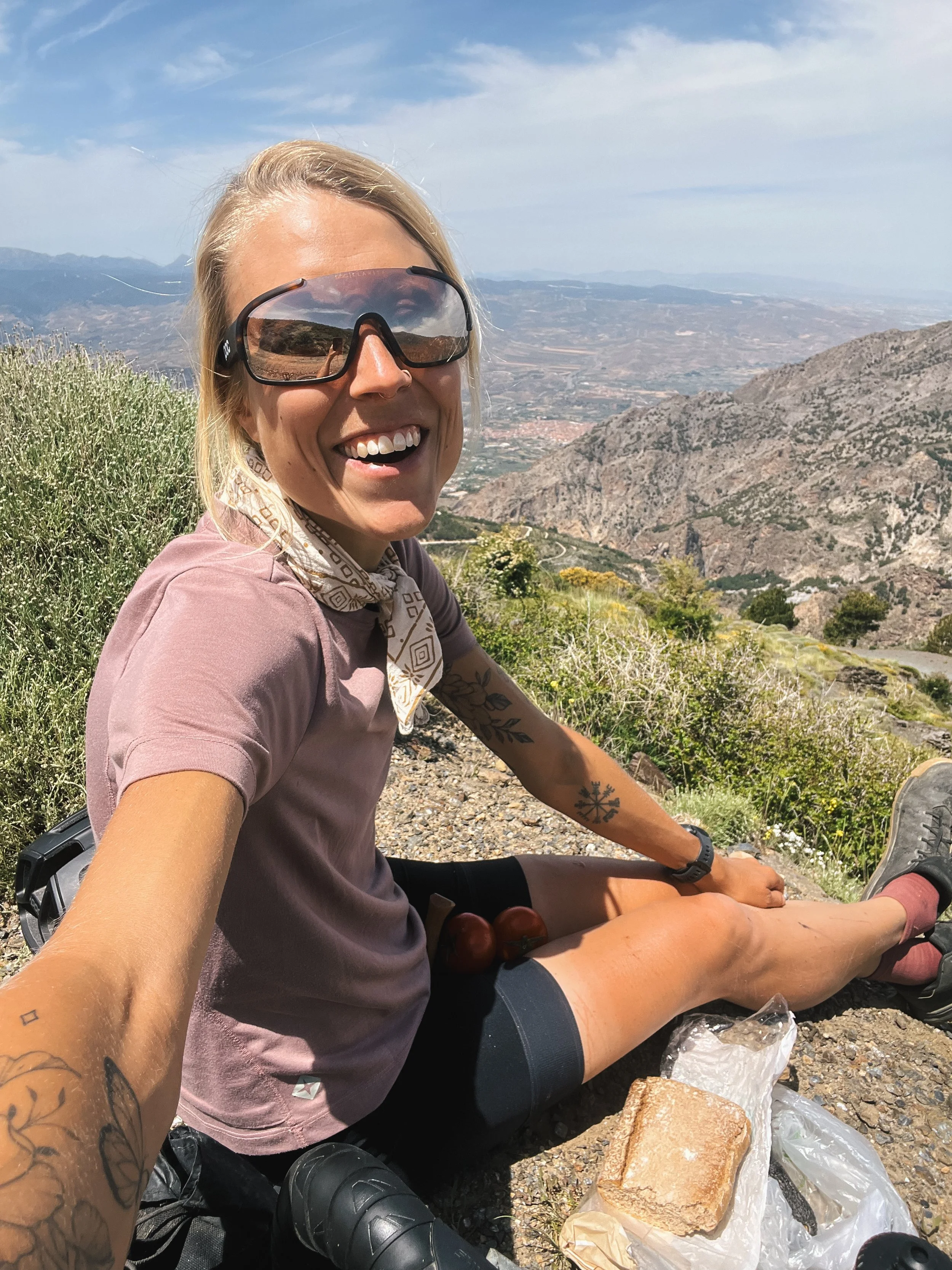 female-bikepacking-badlands