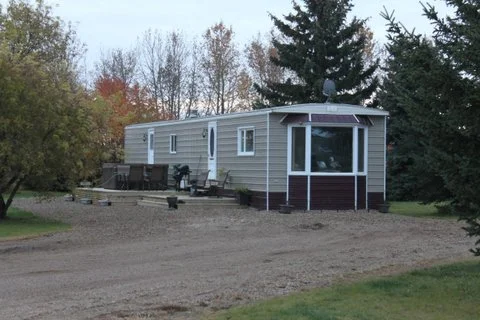Eastern Sky Guiding Services Duck Pond Guesthouse