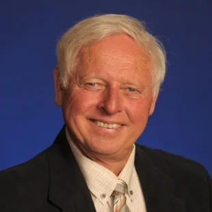 Joe photo professional of doc 2015.jpg