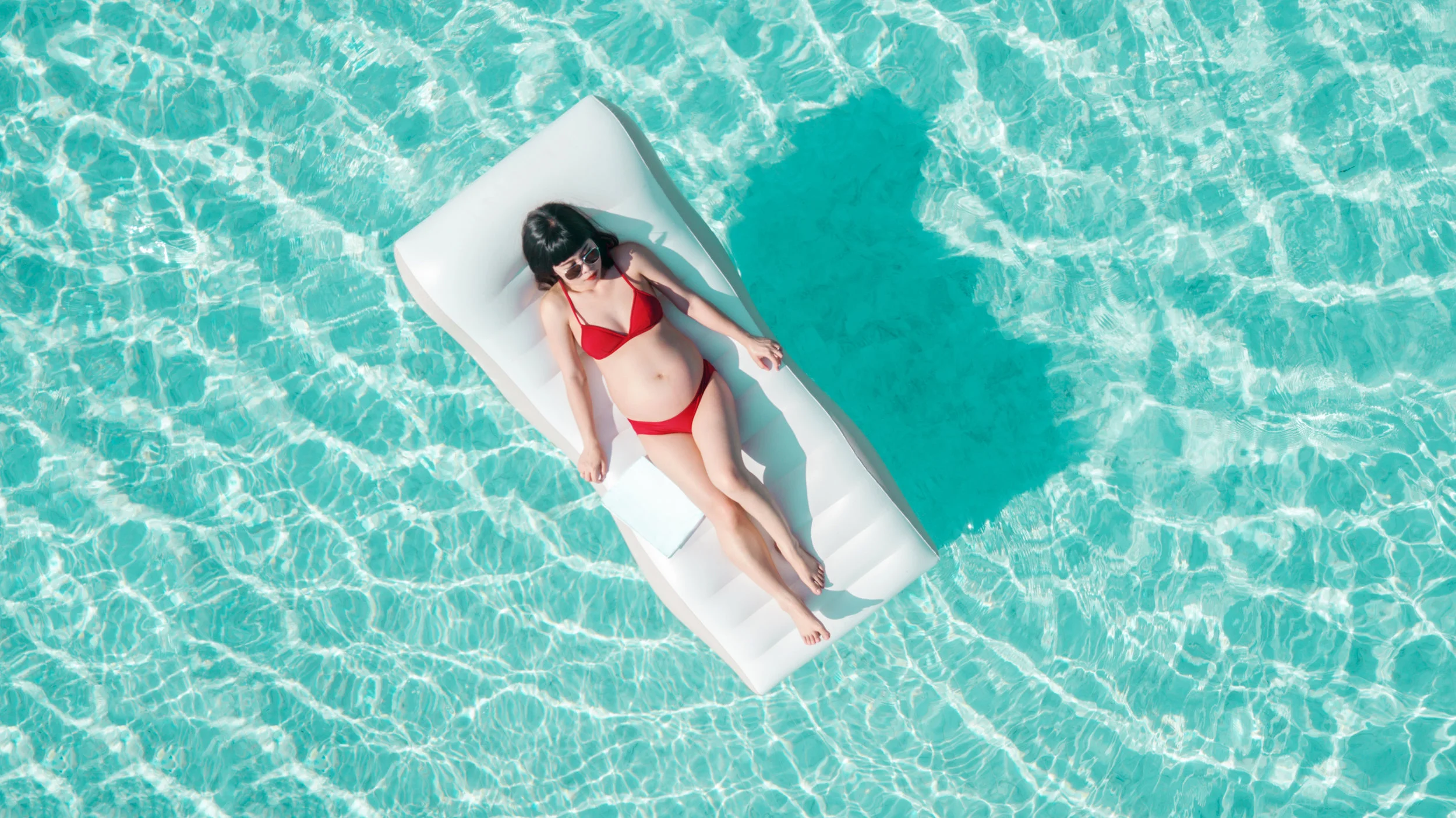 Best Swimsuits for Pregnancy