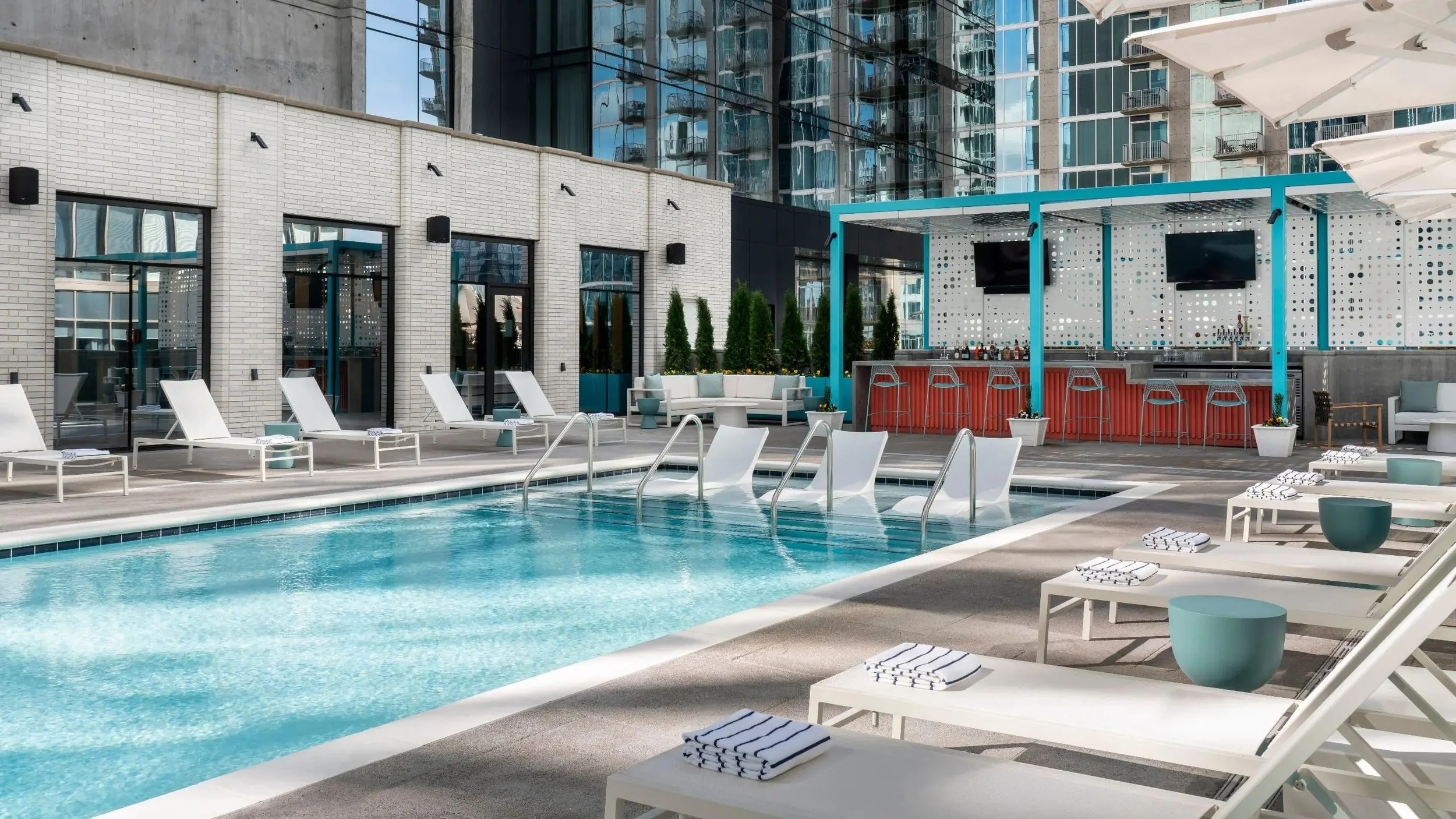 imgi_14_BNACT-P0041-Pool-Daytime-Side-Angle.16x9.jpg