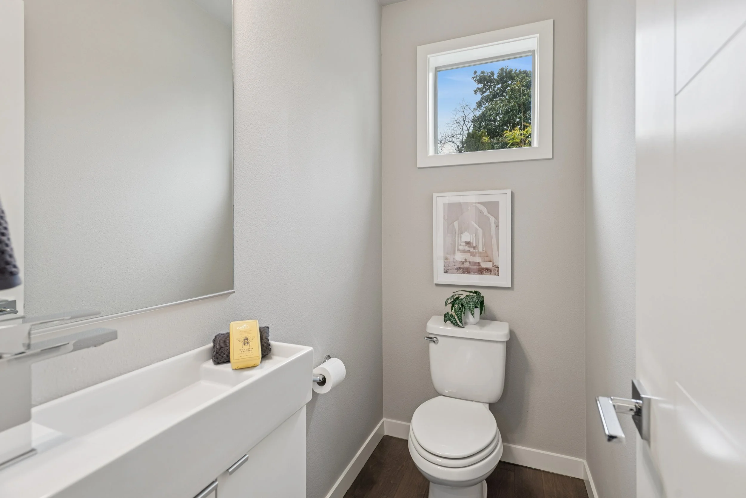 21-SE 29th Ave - Portland - 101.jpg