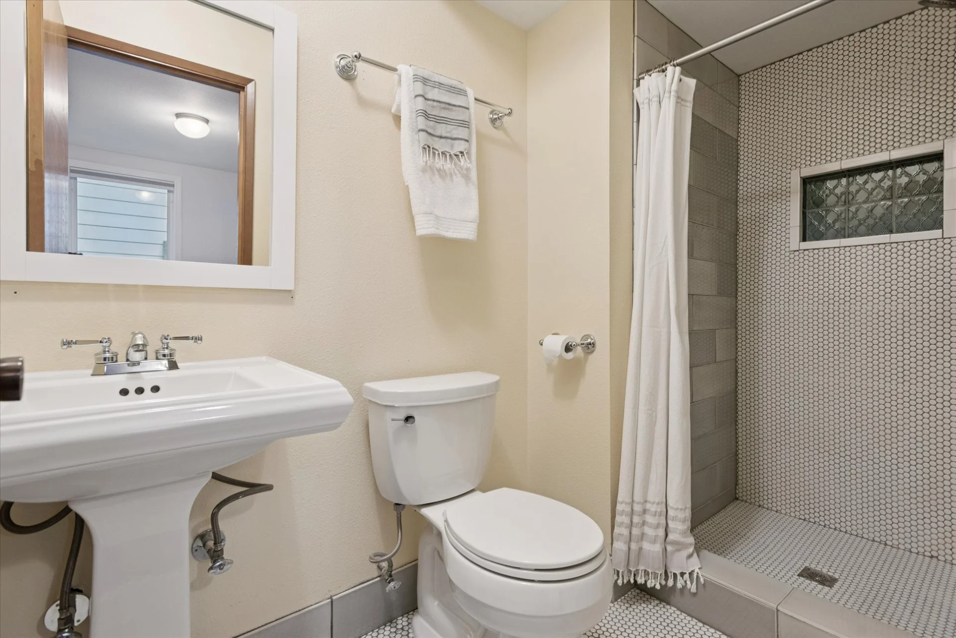 43-SW Troy St. - Portland - 211.jpg