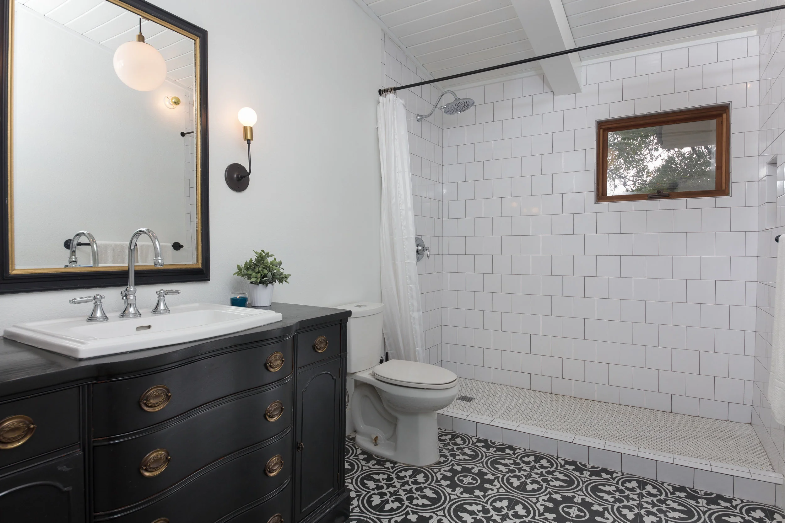 bath2.jpg