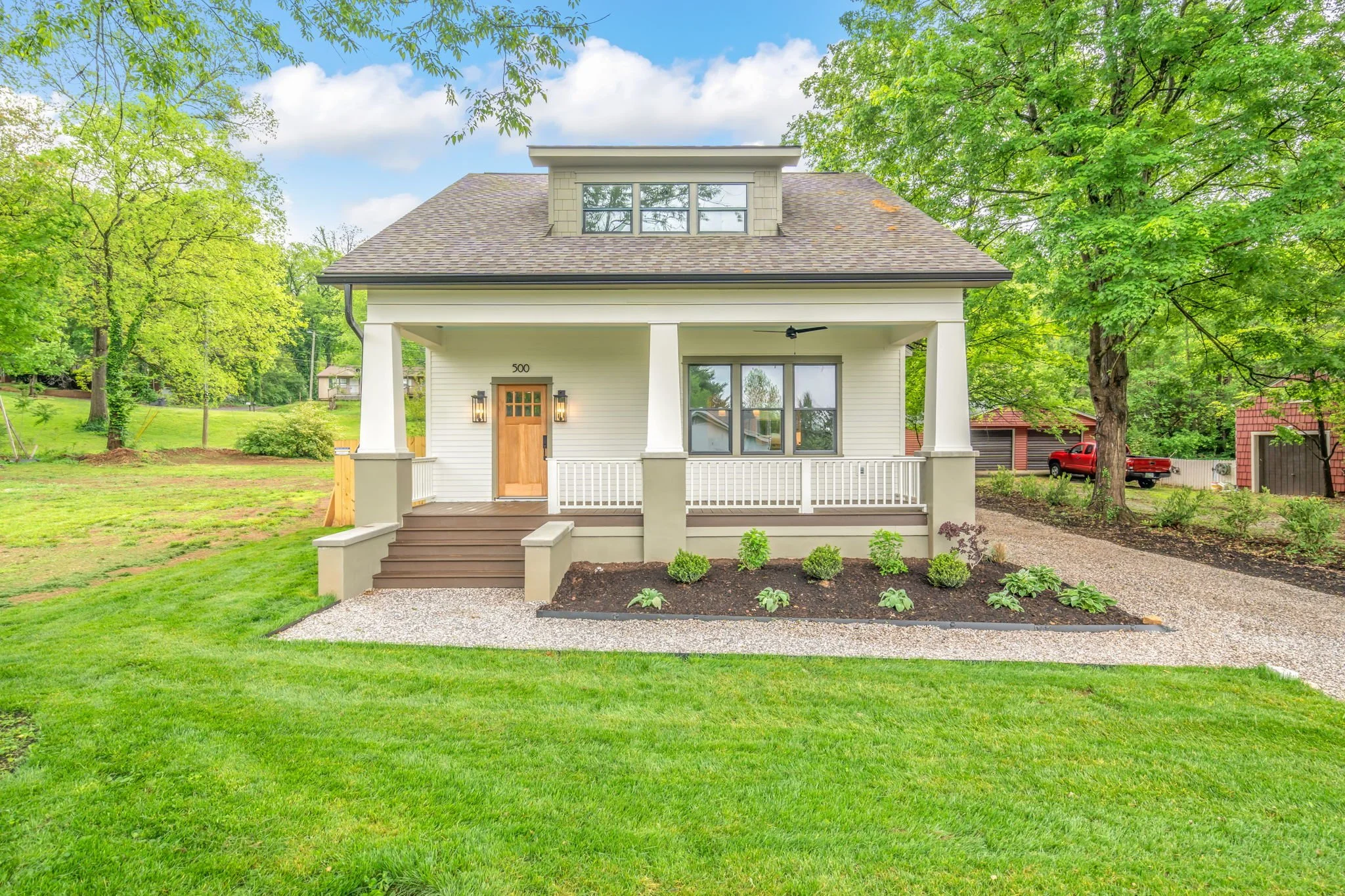 1-web-or-mls-500 Barclay Drive.jpg