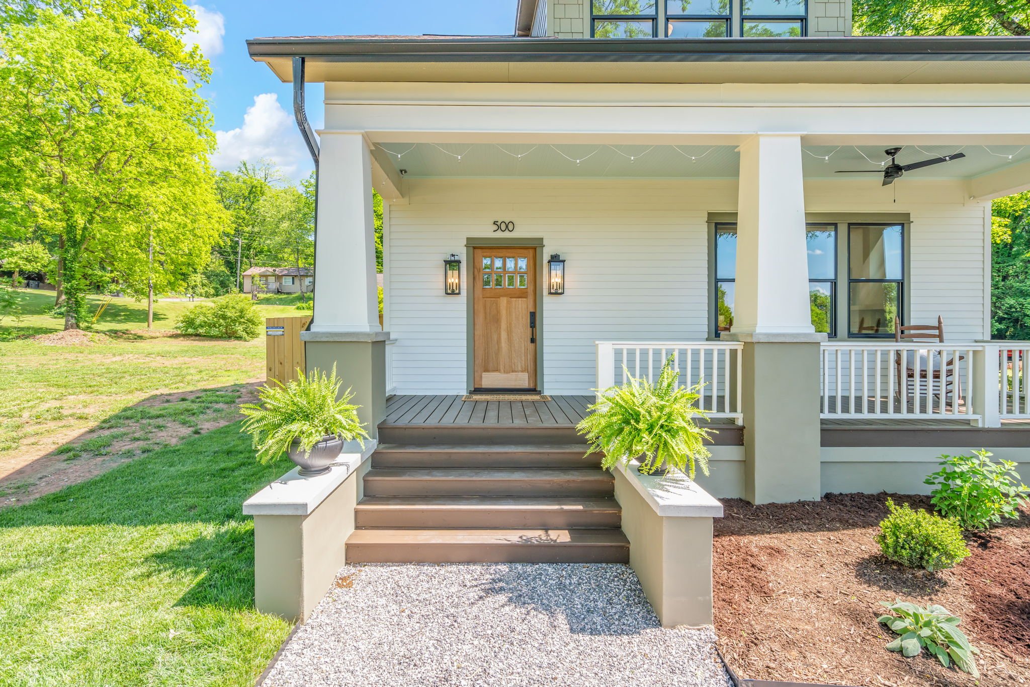 8-web-or-mls-500 Barclay Drive-8.jpg