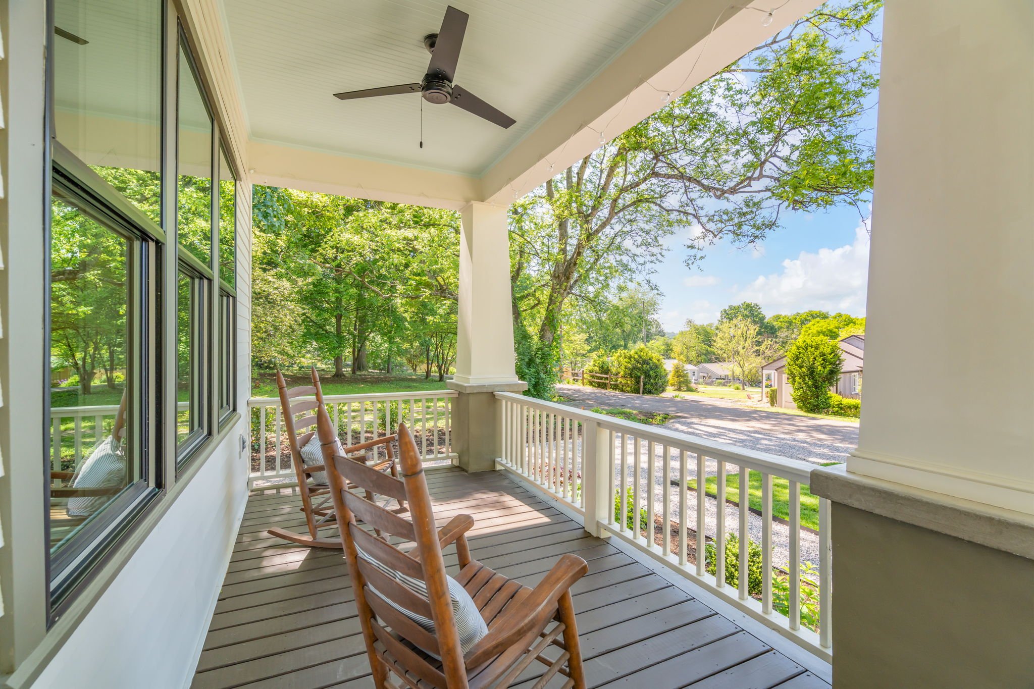 11-web-or-mls-500 Barclay Drive-11.jpg