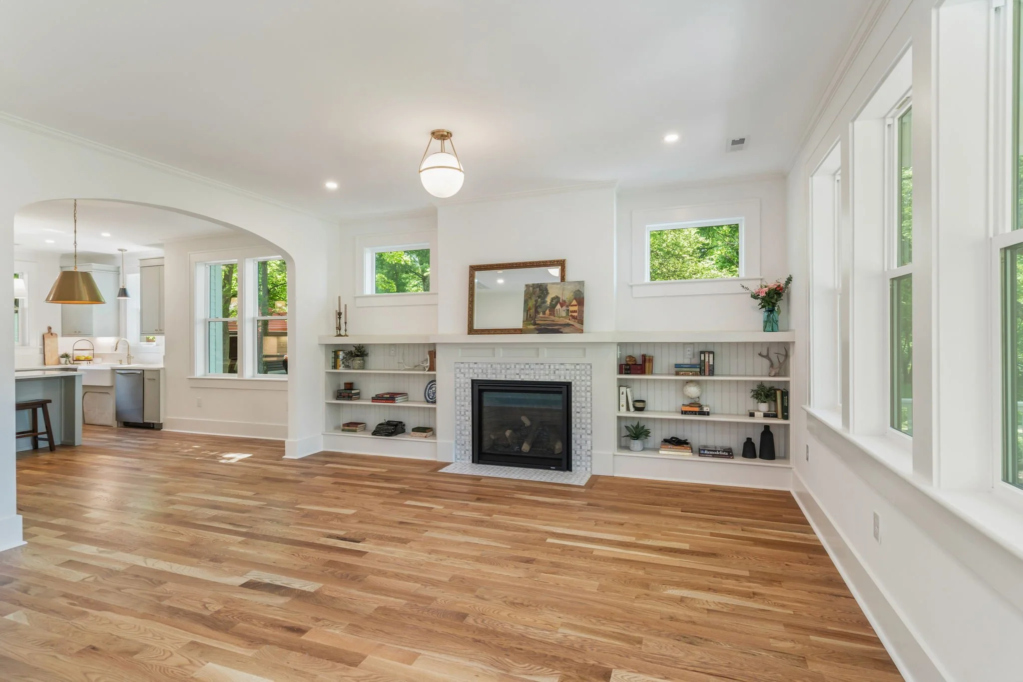 16-web-or-mls-500 Barclay Drive-16.jpg