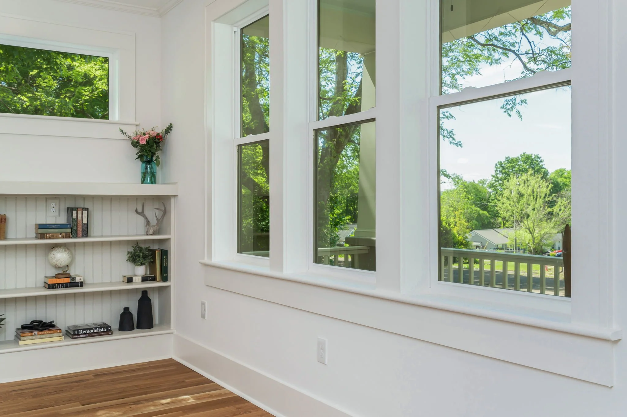 21-web-or-mls-500 Barclay Drive-21.jpg