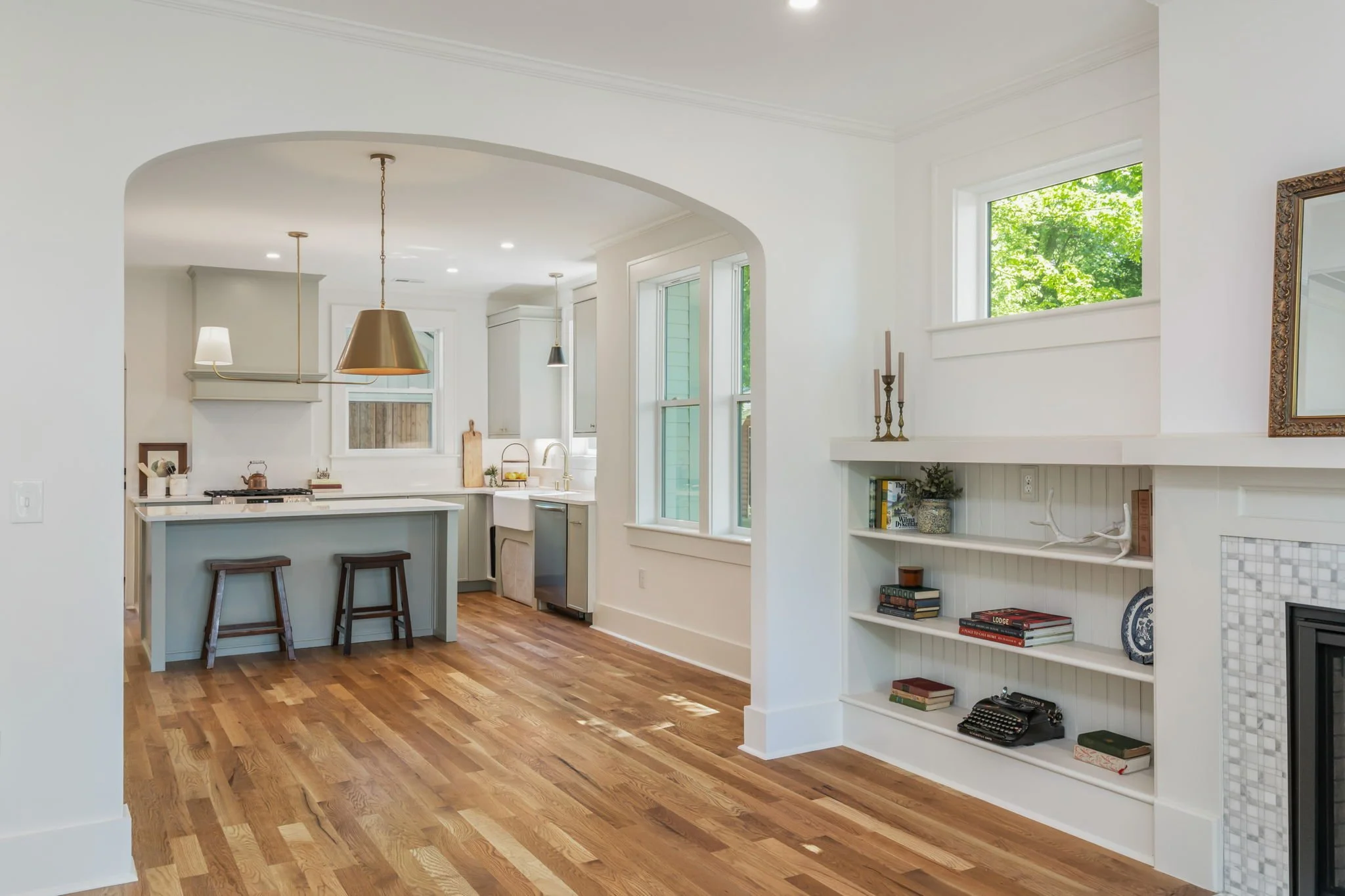 24-web-or-mls-500 Barclay Drive-24.jpg