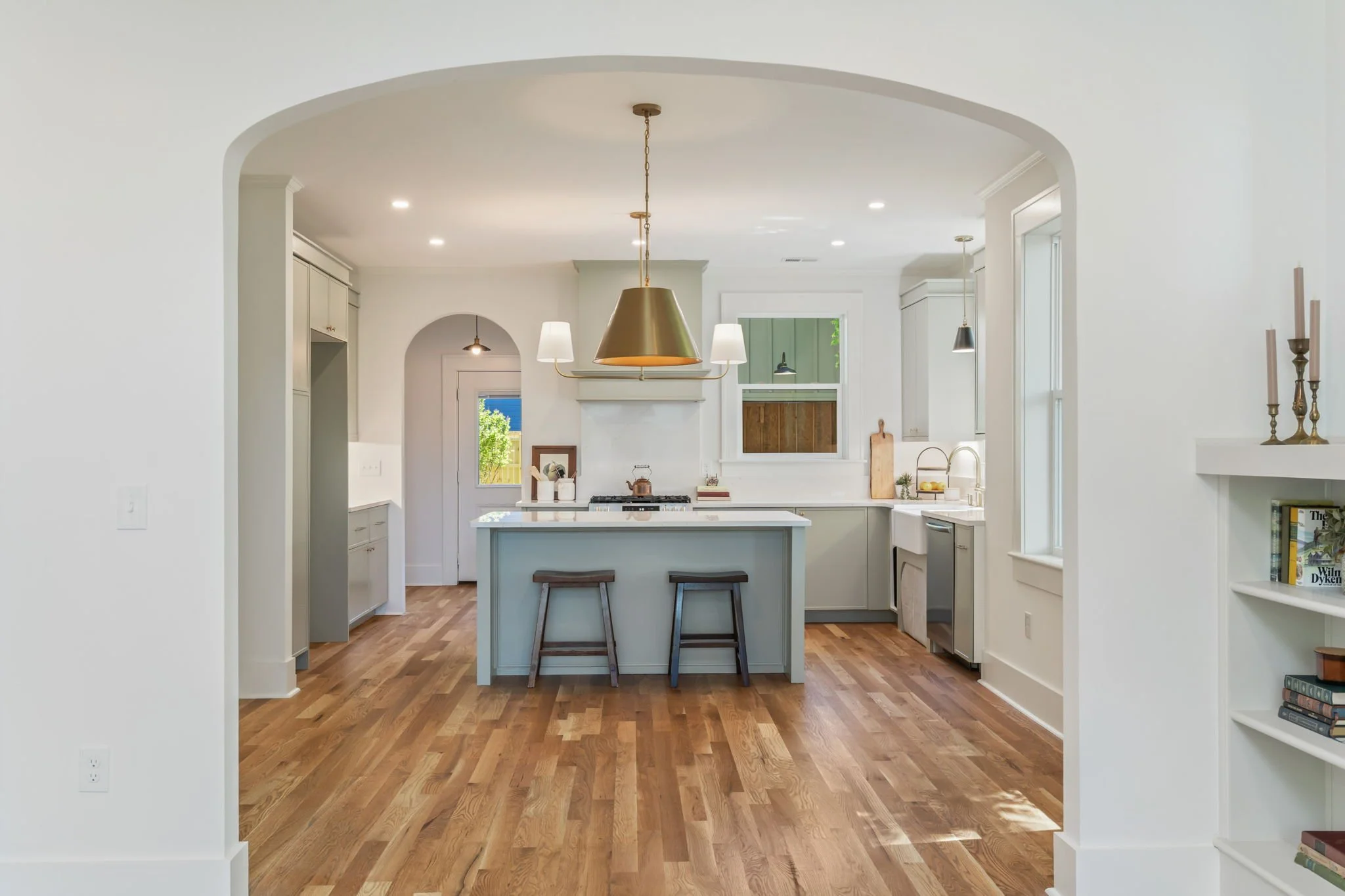 25-web-or-mls-500 Barclay Drive-25.jpg