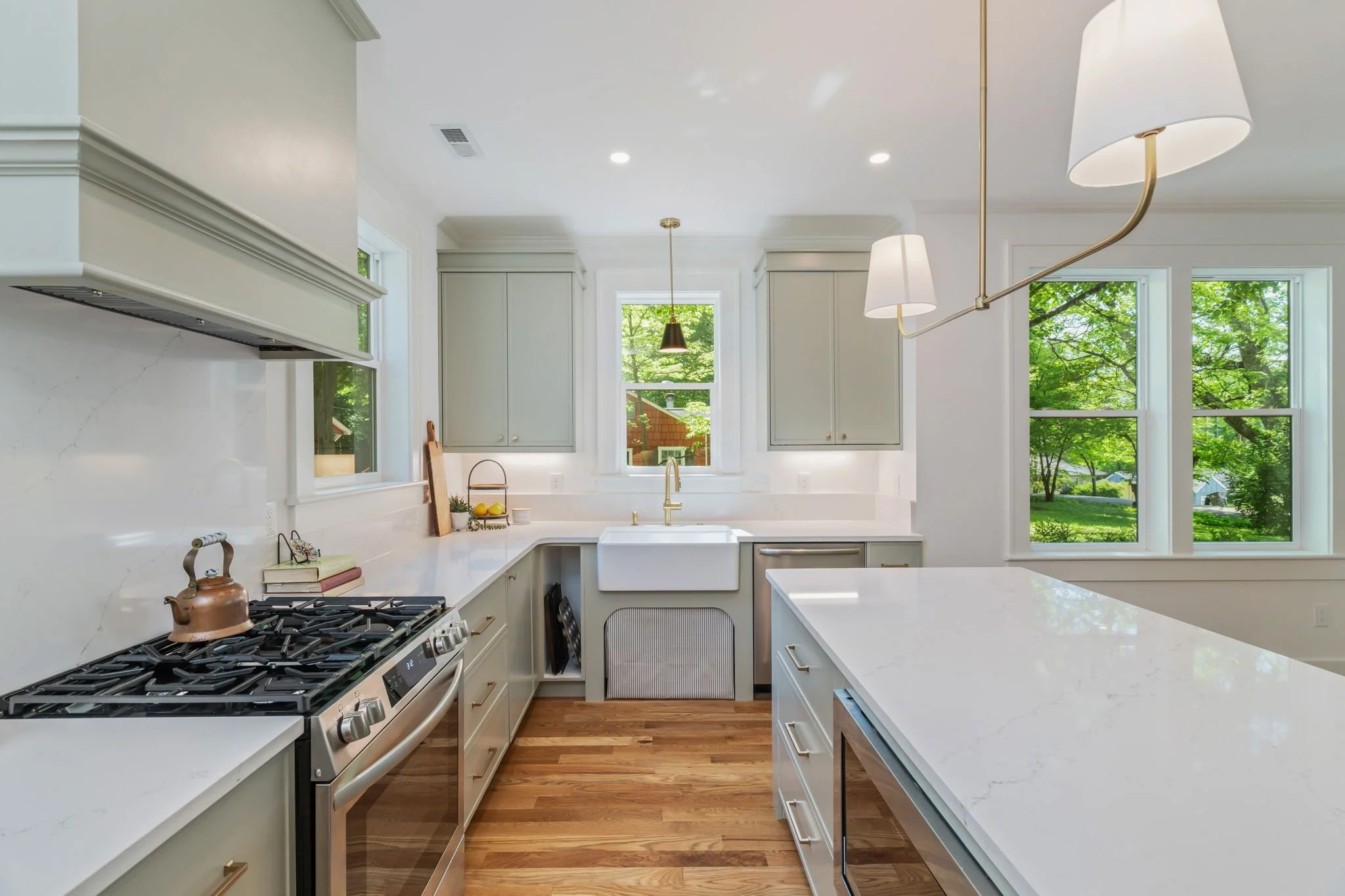 29-web-or-mls-500 Barclay Drive-29.jpg