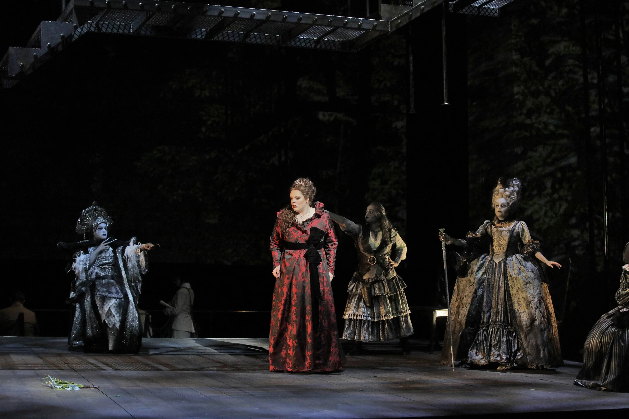 "Florencia En El Amazonas" Fabric Painting